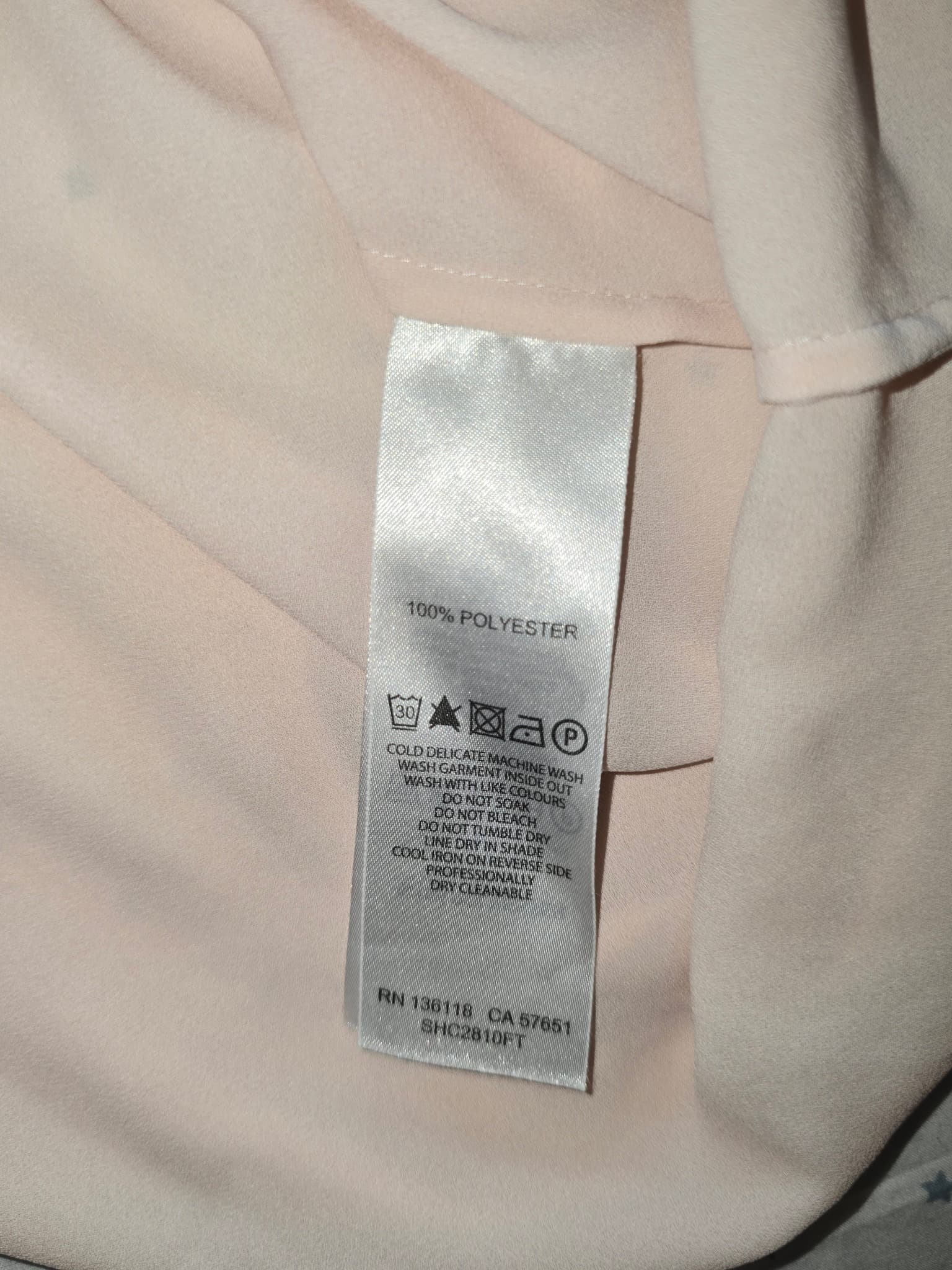 Forever New V-Neck Button Front Blouse Pale Pink Women's 8 — photo 3 of 4