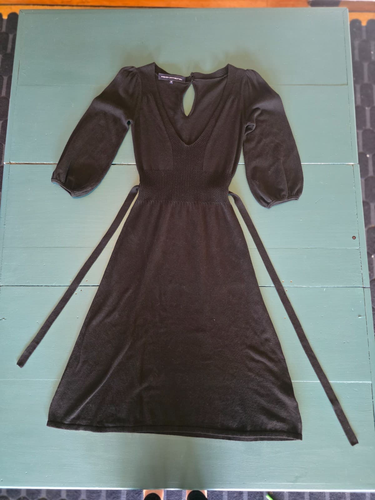 French Connection Knit Dress Puff Sleeve V-Neck Black Women's 8 — photo 3 of 5