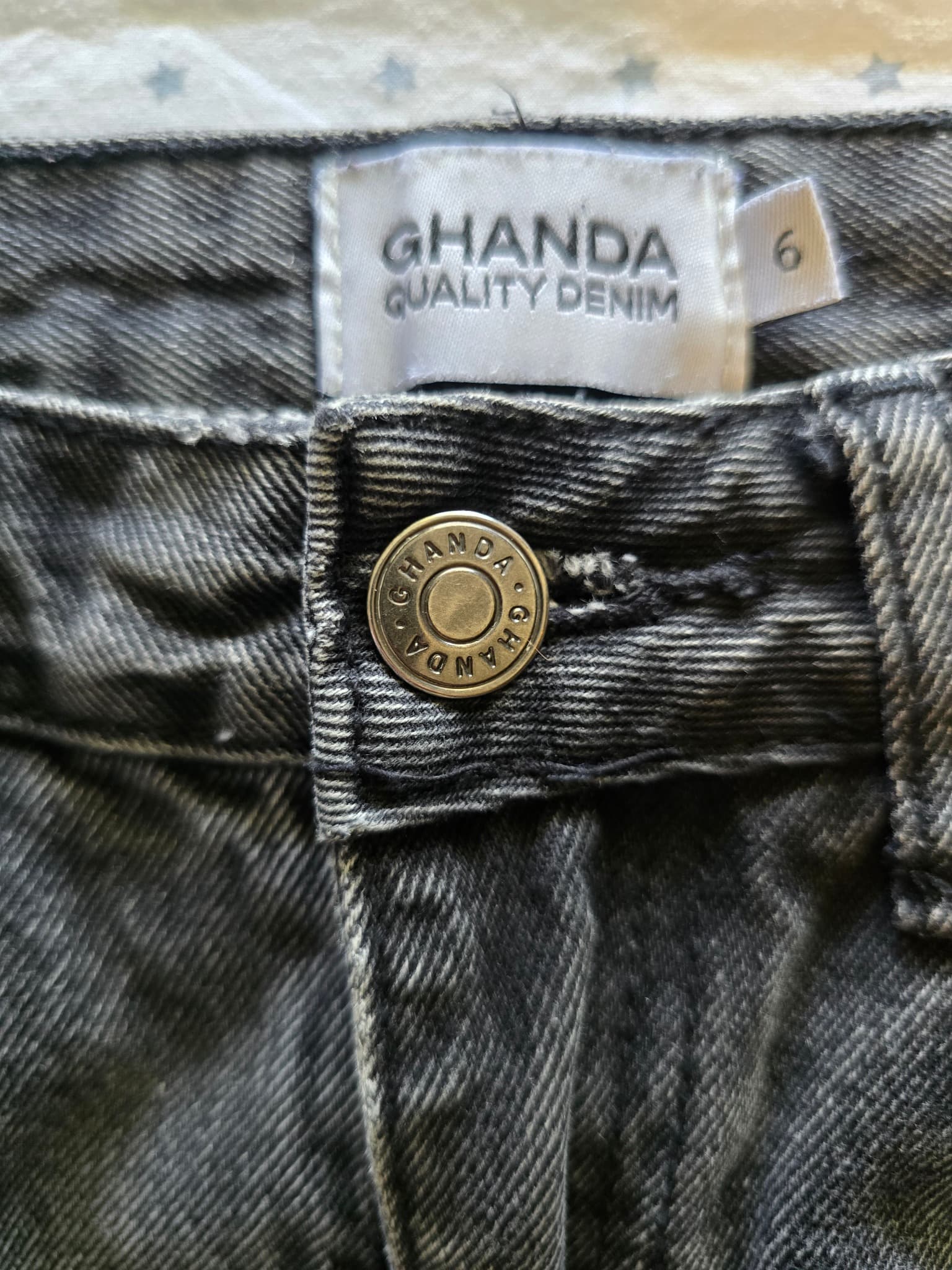 GHANDA High-Rise Jeans Raw Hem Black Wash Women's 6 — photo 4 of 4
