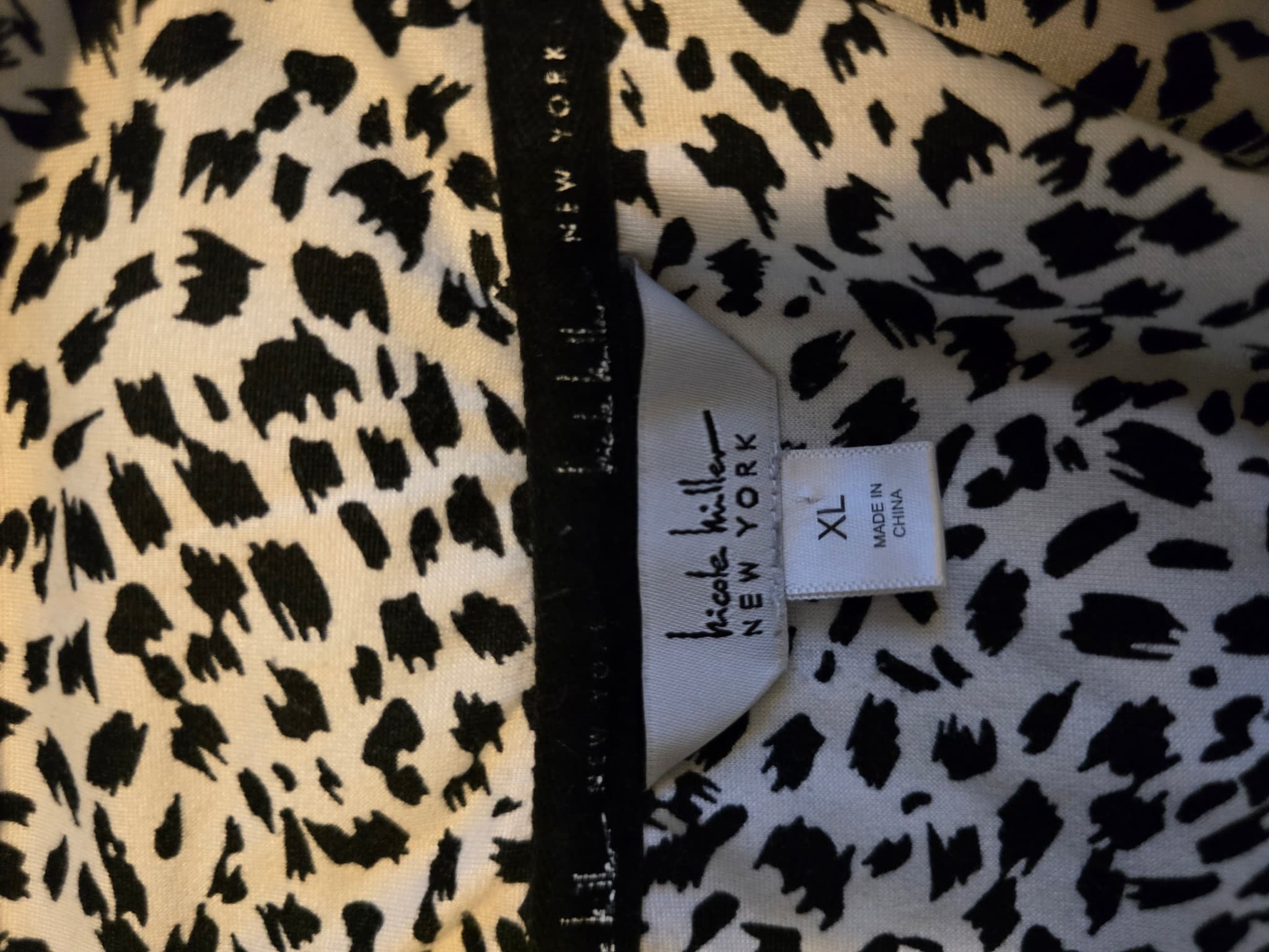 Nicole Miller Pajama Top Animal Print Button-Down Black and White Women's XL — photo 4 of 5