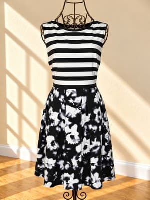 Portmans Fit And Flare Dress Striped Bodice Floral Skirt Black White Women's 10 — photo 2 of 4