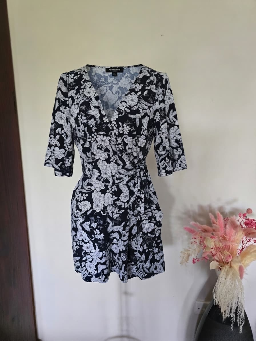 Portmans Wrap Romper Floral Print Black and White Women's 10