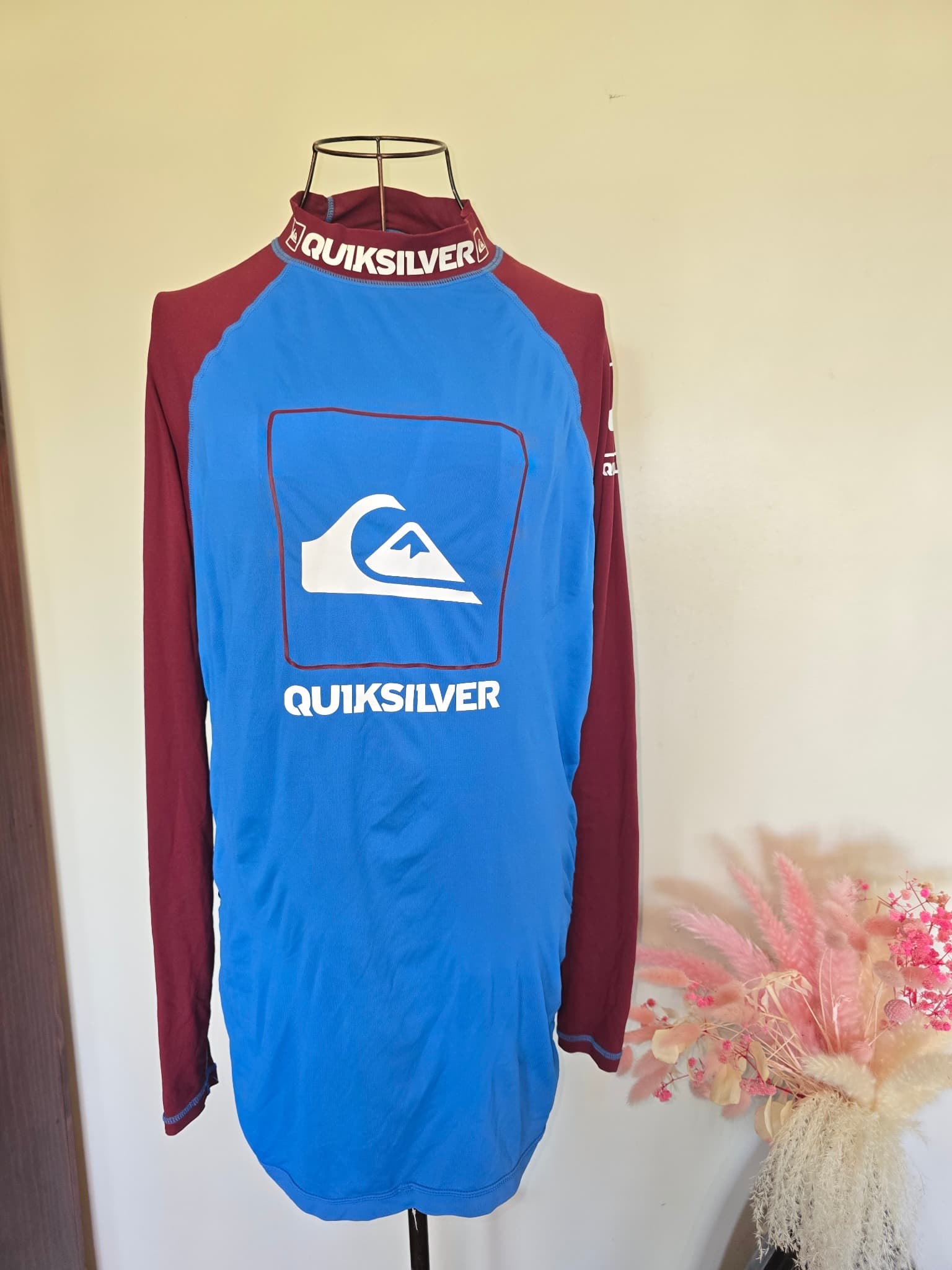 Quiksilver Long Sleeve Rash Guard Logo Graphic Blue Maroon Men's L — photo 1 of 5