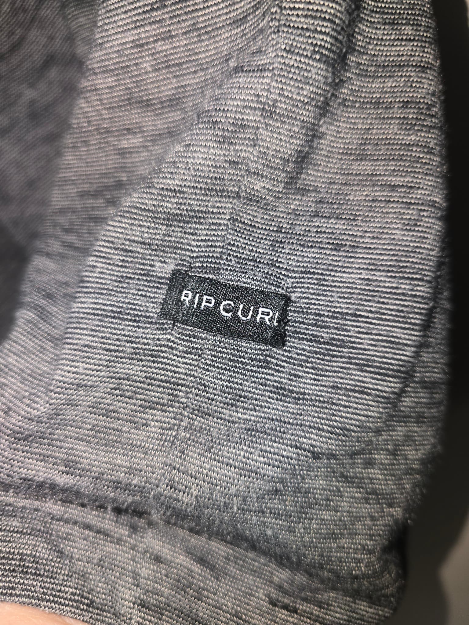 Rip Curl V-Neck T-Shirt Textured Stripe Grey Men's M — photo 3 of 7