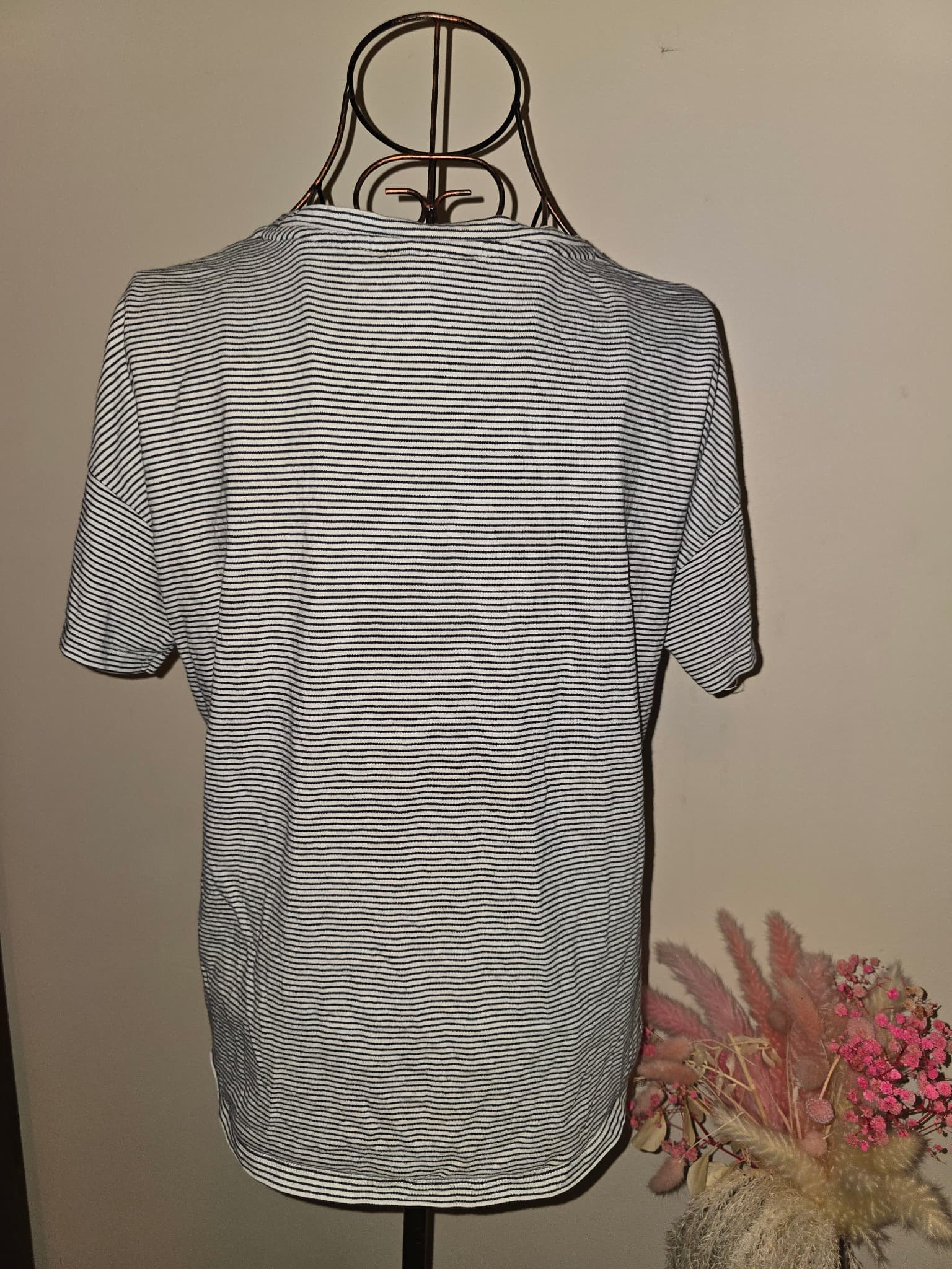 Seed Heritage Striped Sequin Slogan T-Shirt Black and White Women's S — photo 2 of 4