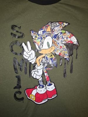 Sonic The Hedgehog Graphic Long Sleeve T-Shirt Olive Green Boys 14 — photo 2 of 3
