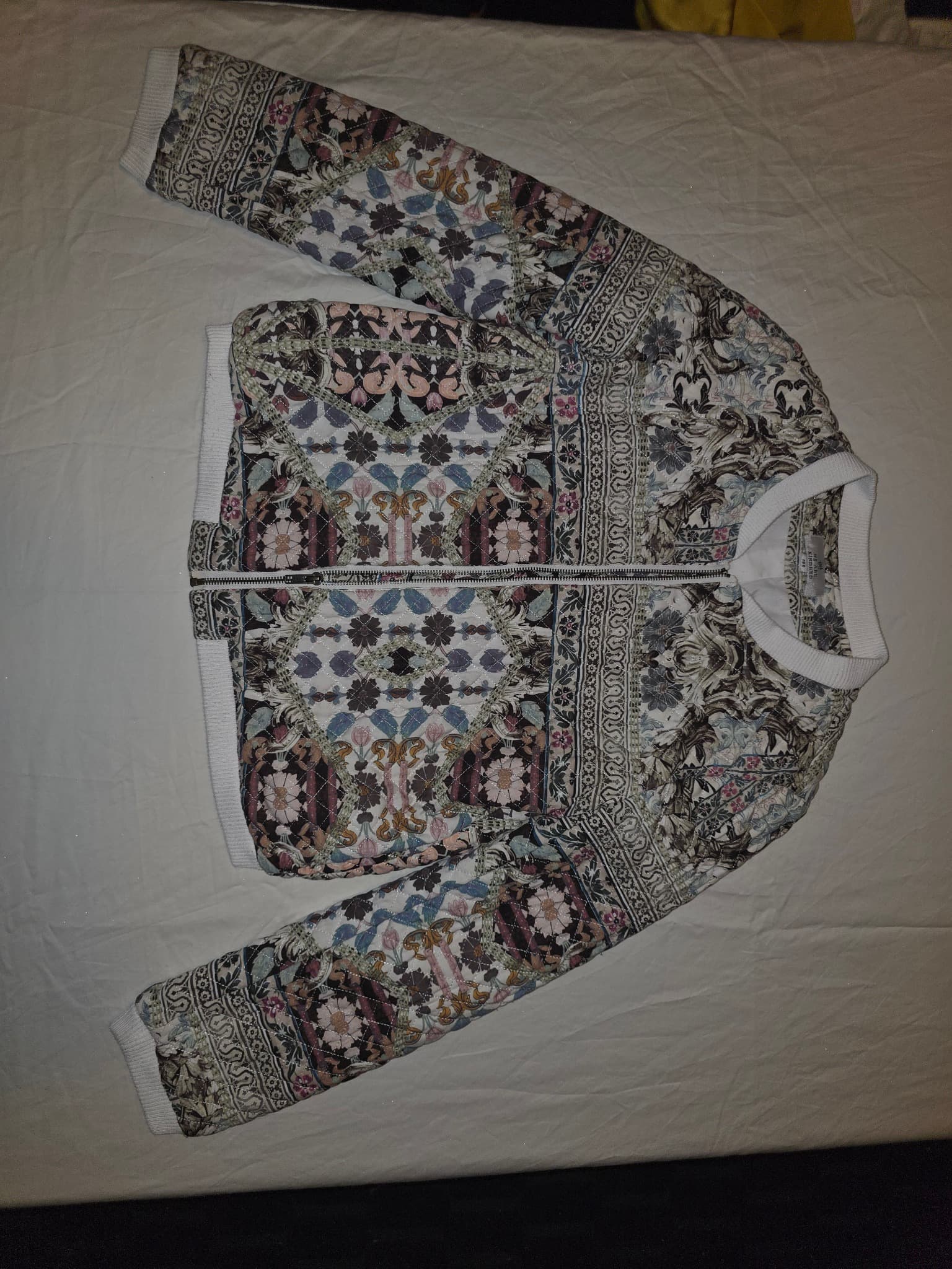 We Are Kindred Quilted Bomber Jacket Floral Print Multicolour Women's 8 — photo 2 of 8