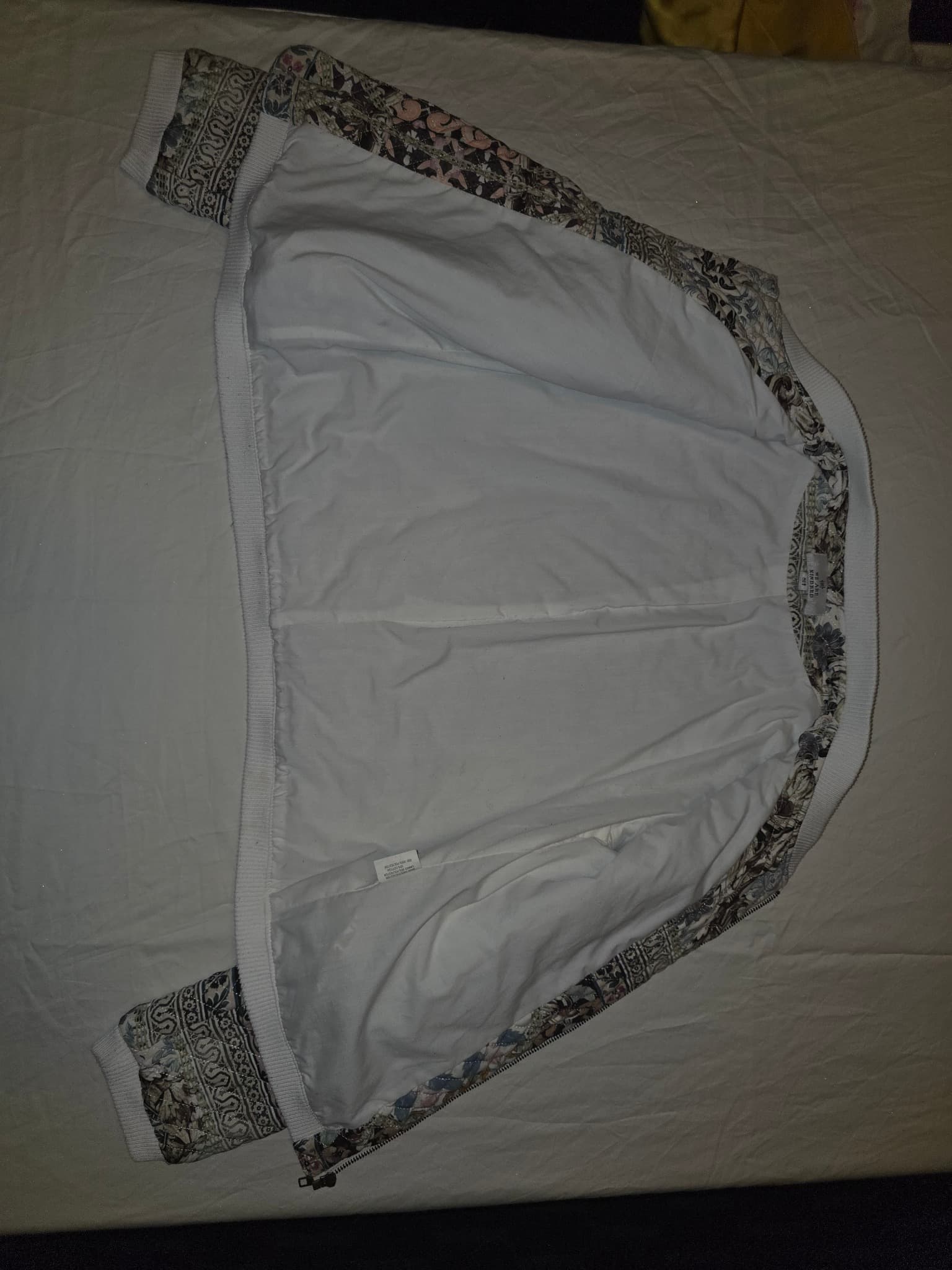 We Are Kindred Quilted Bomber Jacket Floral Print Multicolour Women's 8 — photo 8 of 8
