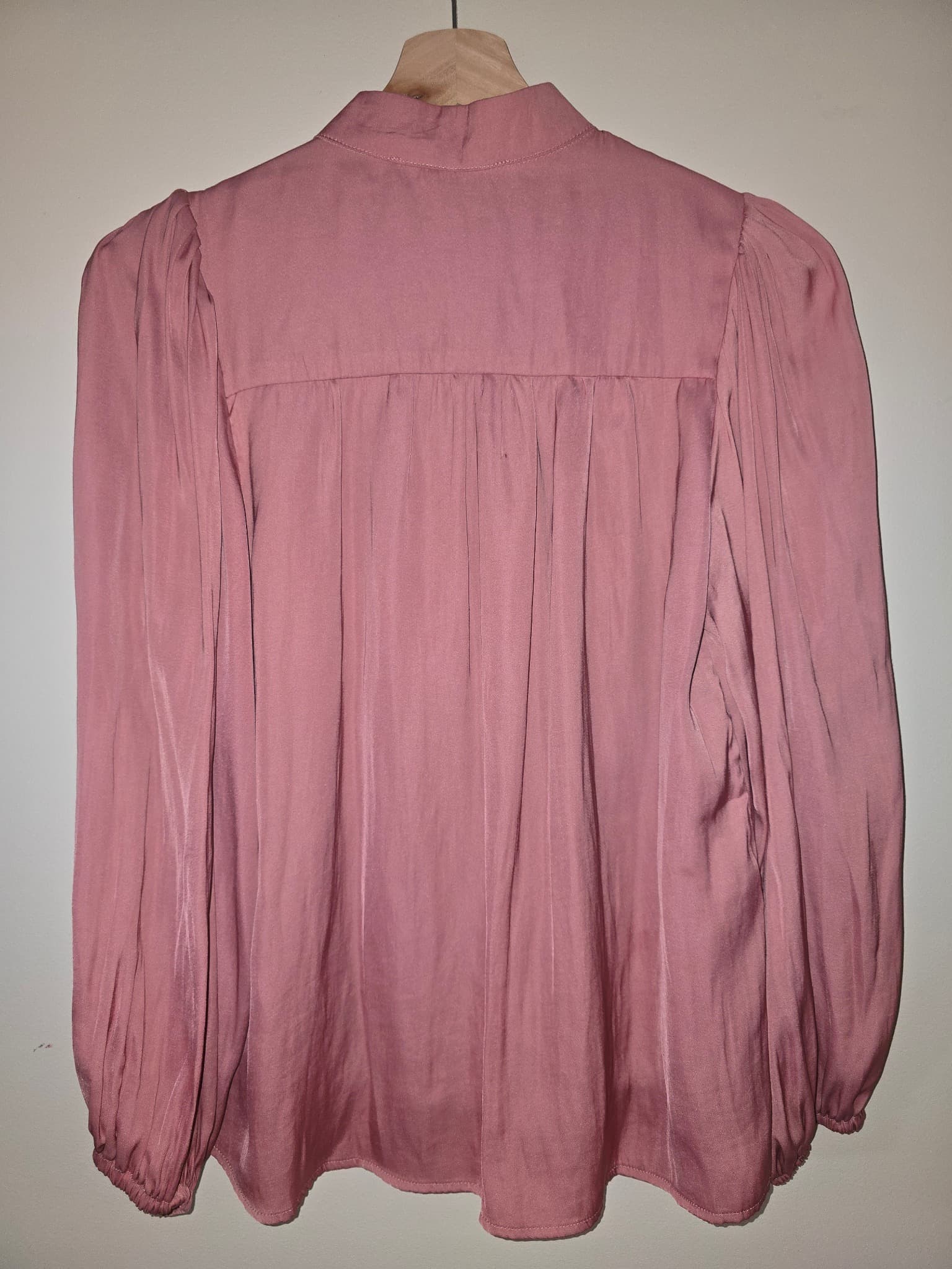 WHITE | CLOSET Long Sleeve Button-Down Blouse Dusty Pink Women's 6 — photo 7 of 7