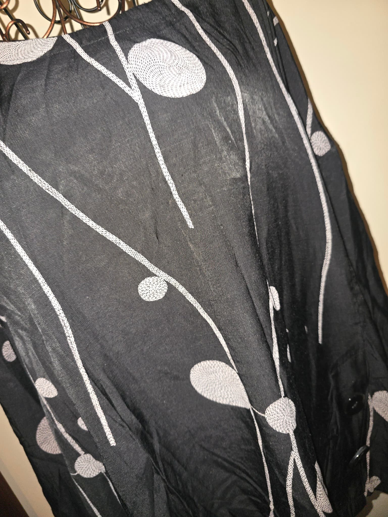 Willow & Tree Tunic Top Abstract Floral Print Black and White Women's 16 — photo 2 of 6