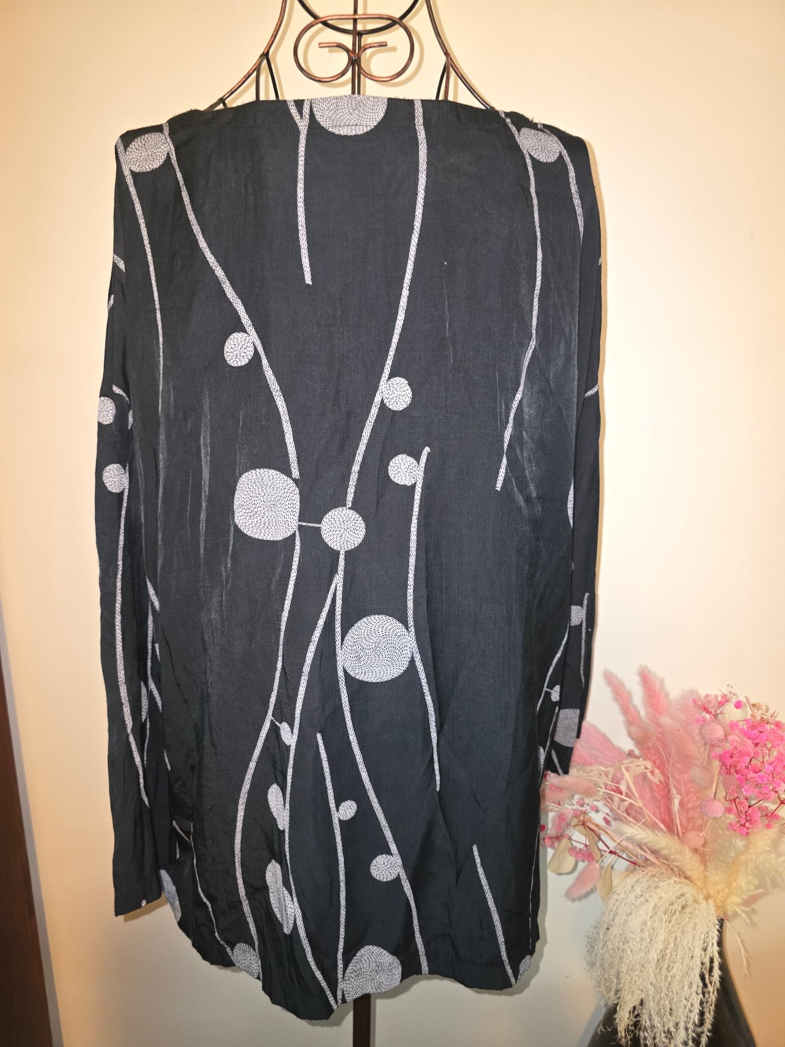 Willow & Tree Tunic Top Abstract Floral Print Black and White Women's 16 — photo 3 of 6