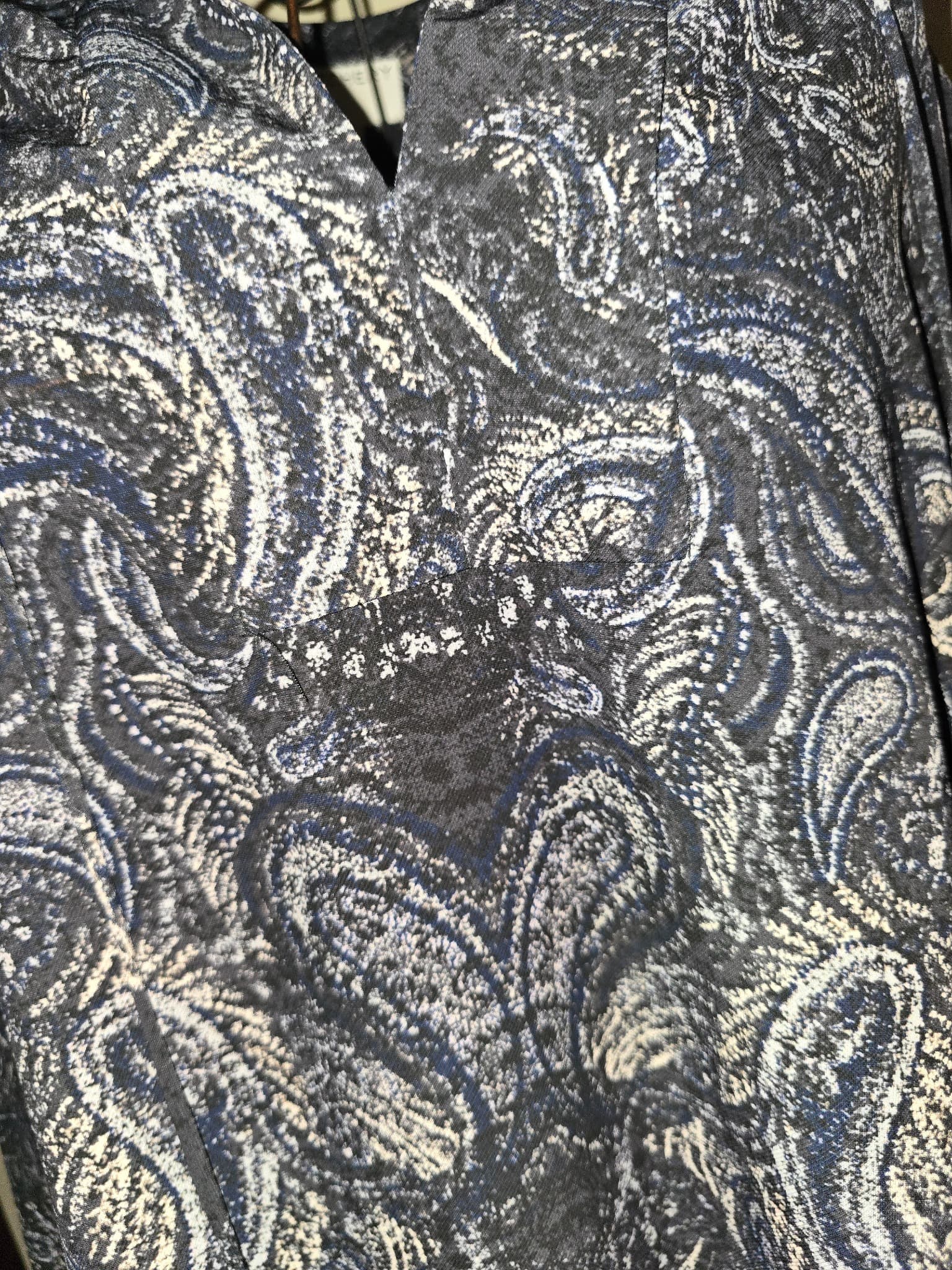 Witchery Long Sleeve Blouse Paisley Print Navy Women's 6 — photo 2 of 5