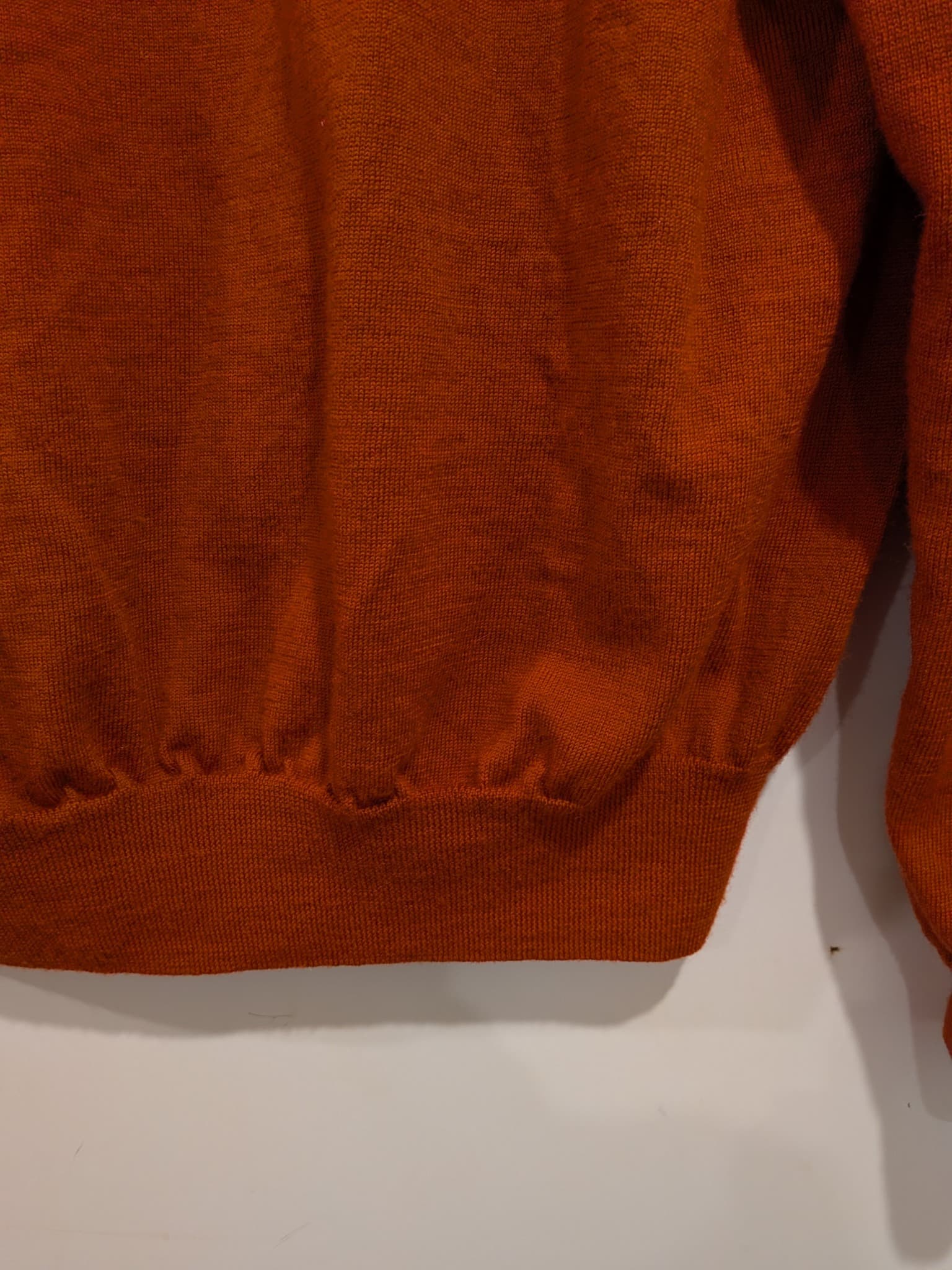 Country Road Men's Orange Extra Fine Australian Merino Wool Sweater With Patches — photo 8 of 11