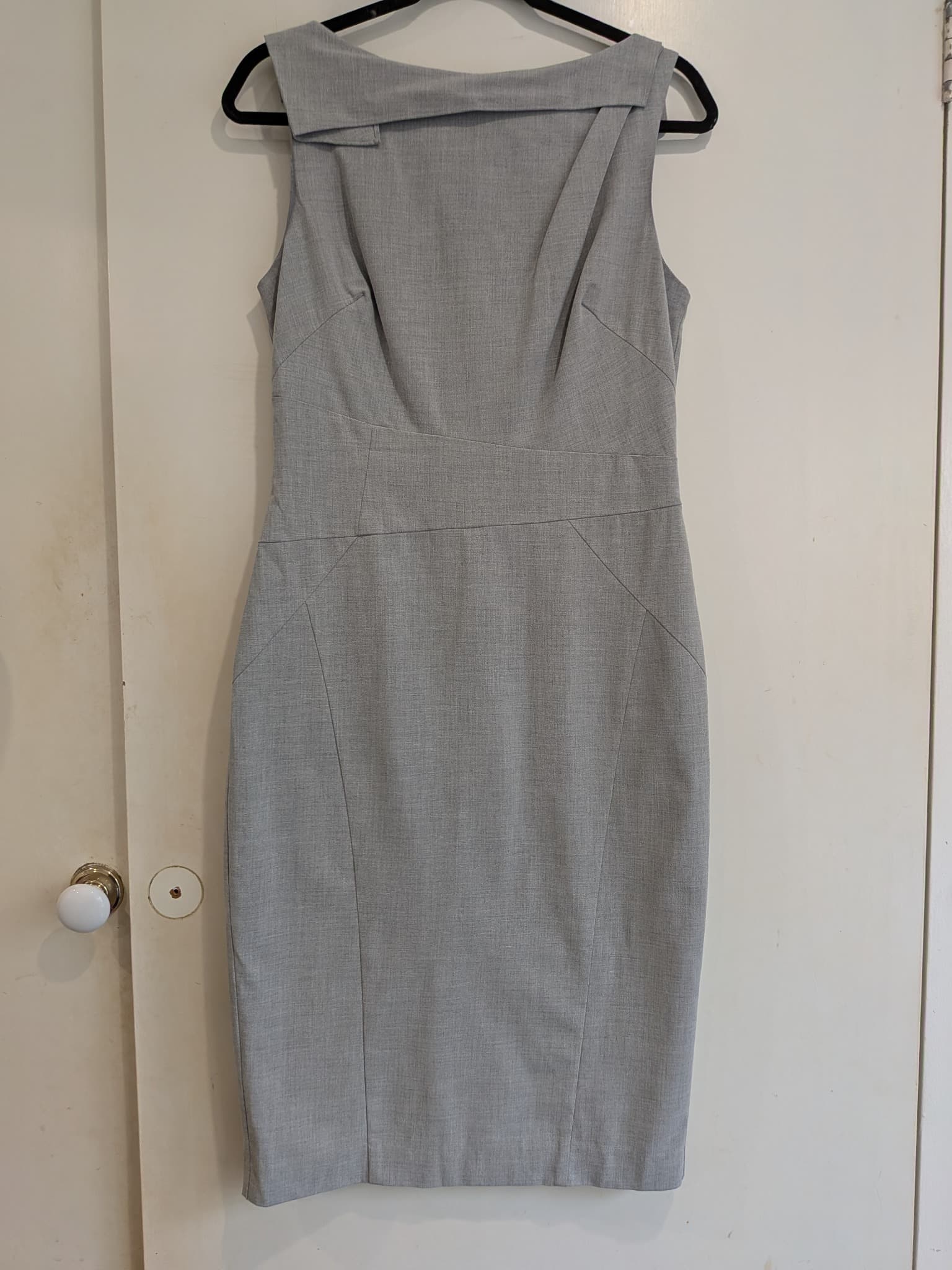 Cue City Sleeveless Sheath Dress Size 10 Grey Polyester Blend Fold-Over Collar — photo 2 of 7