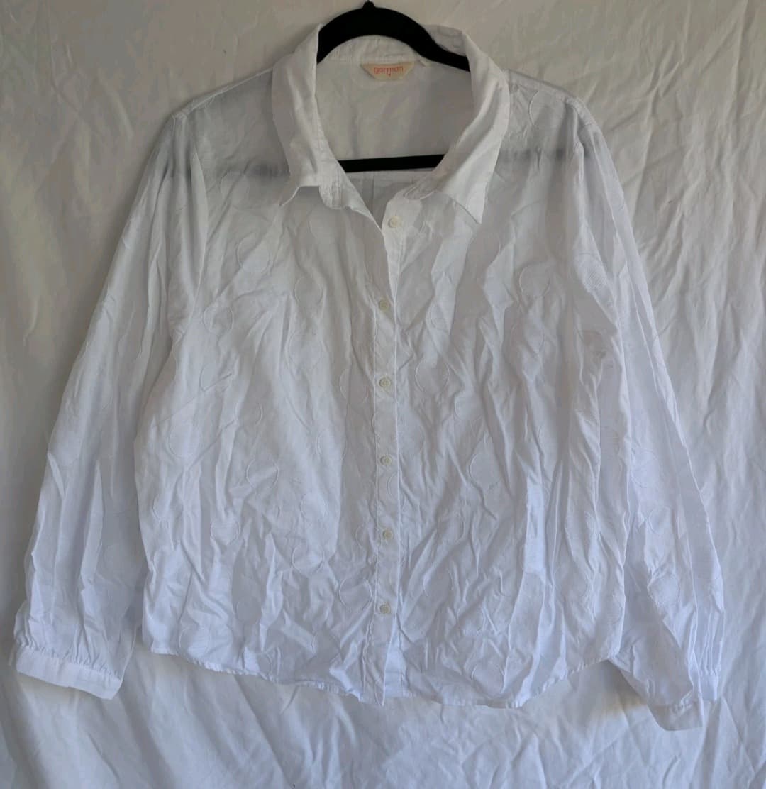 Gorman Shirt Size 18 White Organic Cotton Embroidered Spot Button Blouse — photo 2 of 10
