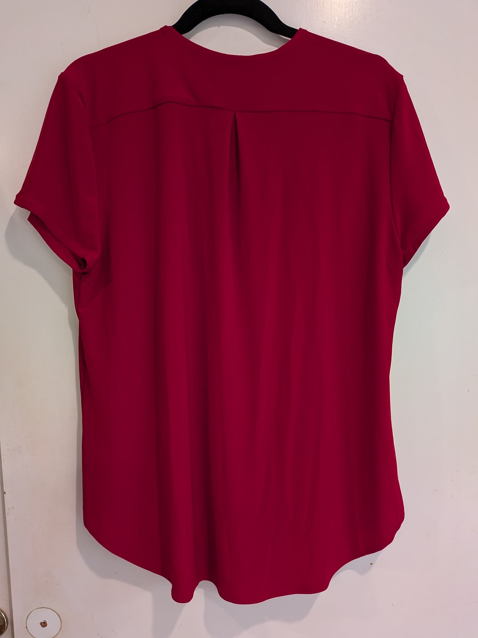 L&F V-Neck Short Sleeve Blouse Red Size 16 Polyester Elastane — photo 7 of 7
