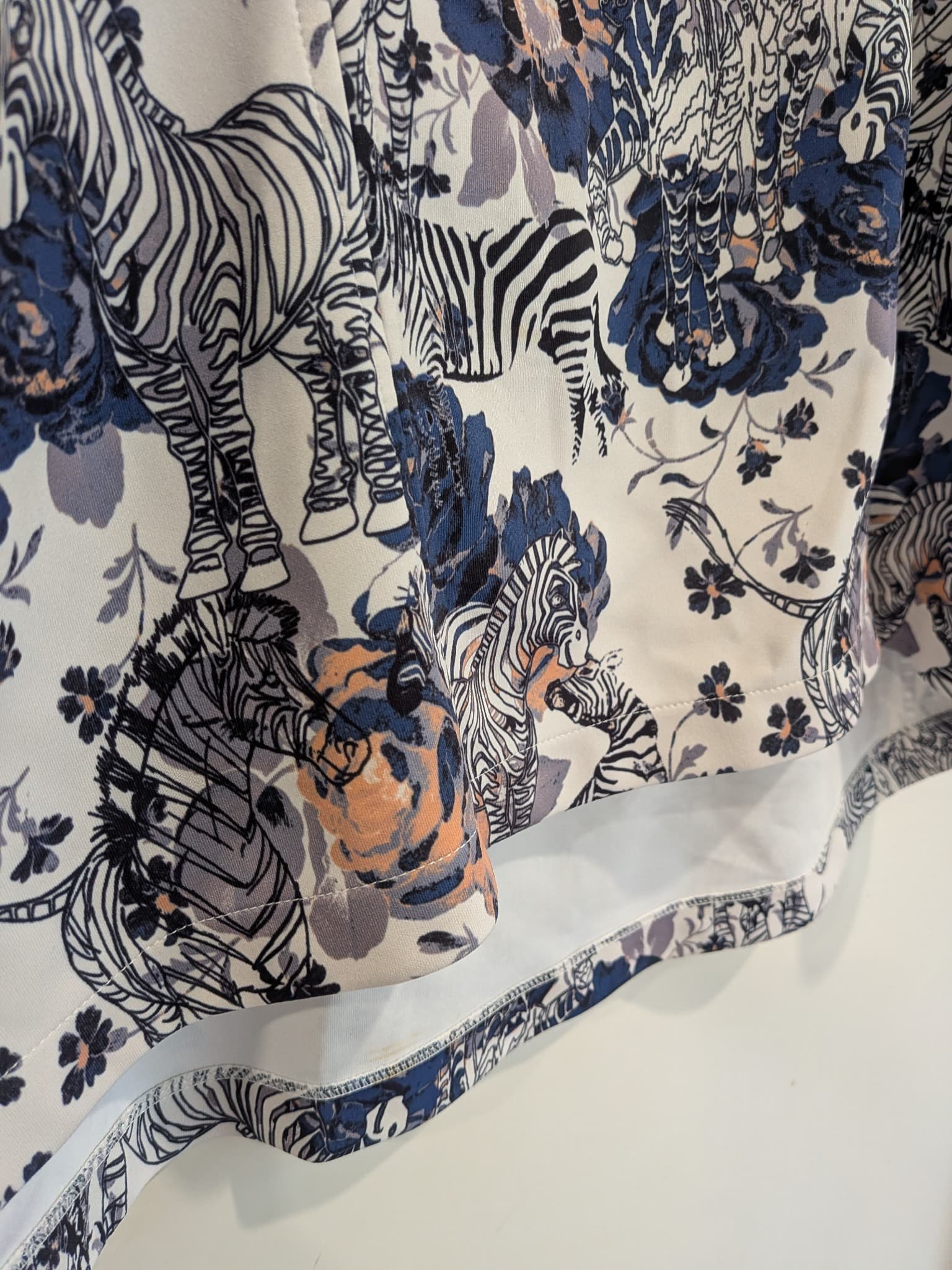 Leina Broughton Top Size 16 Multi-Colour Zebra Floral Print Workwear — photo 4 of 8