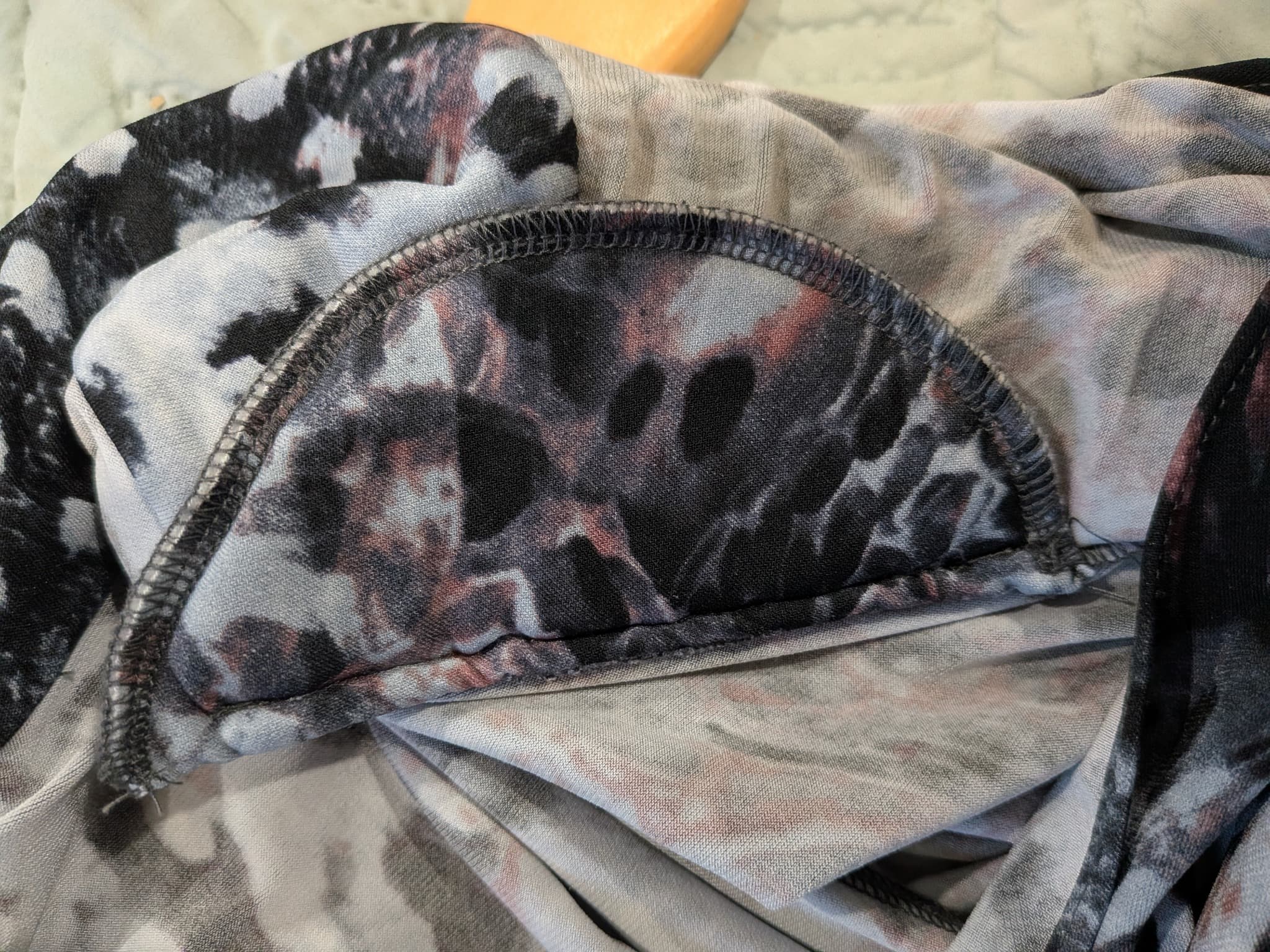 Liz Jordan Faux Wrap Top XL Grey Black Animal Print Stretch Blouse — photo 8 of 9