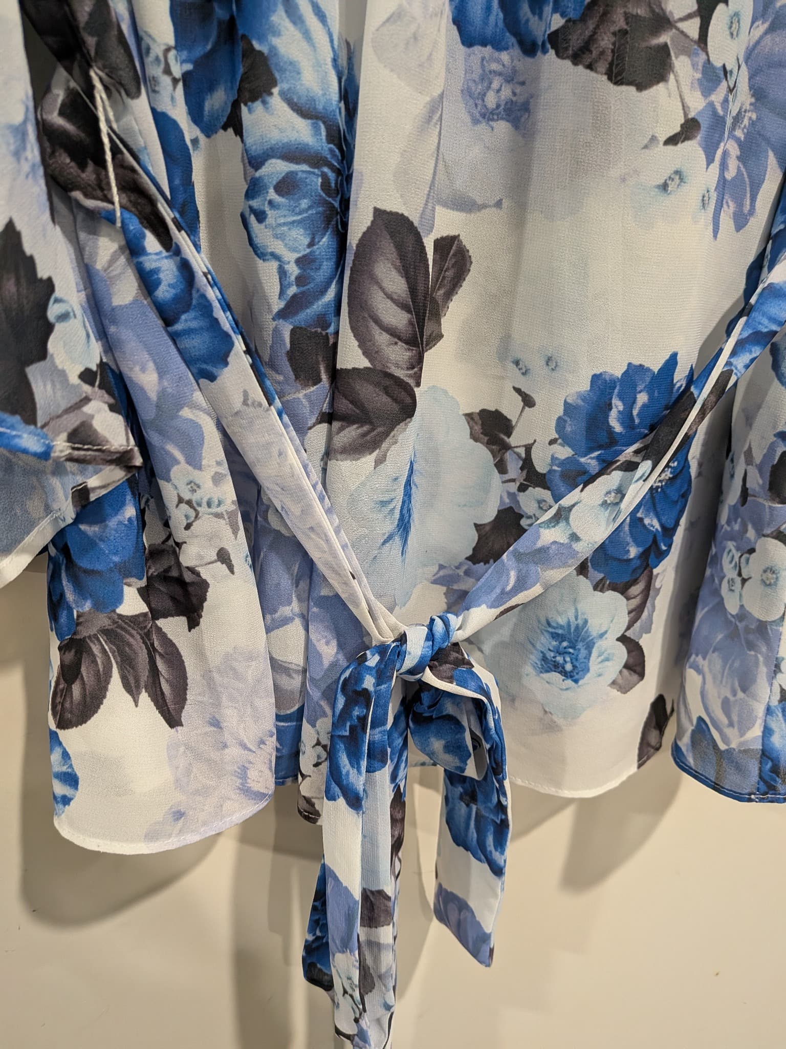 Portmans Blouse 14 Blue Floral Chiffon Tie-Waist Long Sleeve — photo 4 of 9