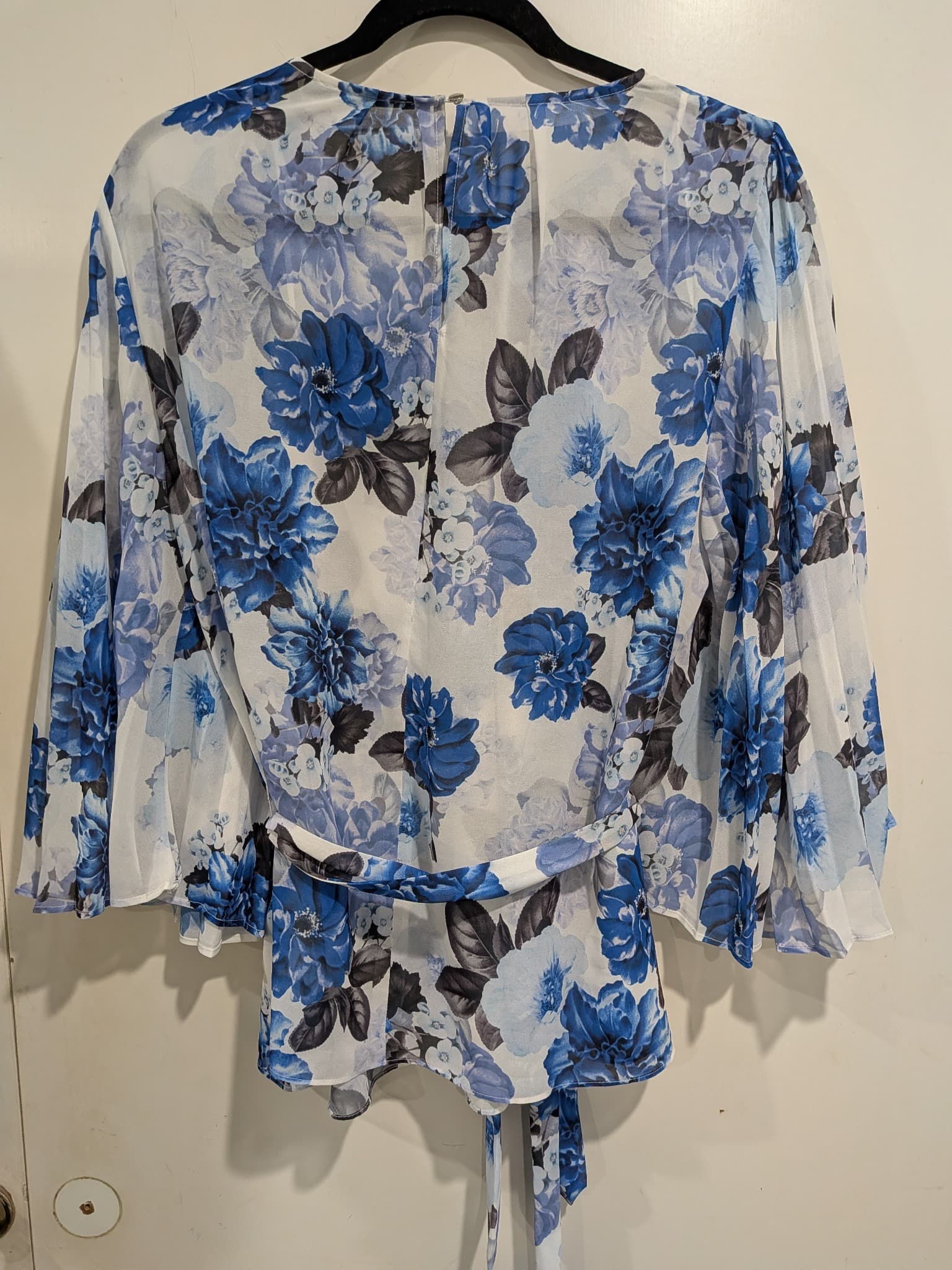 Portmans Blouse 14 Blue Floral Chiffon Tie-Waist Long Sleeve — photo 9 of 9
