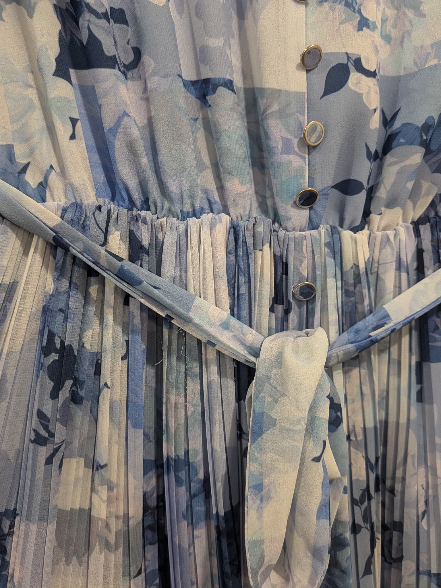 Portmans Blue Floral Pleated Midi Dress Size 8 — photo 8 of 13