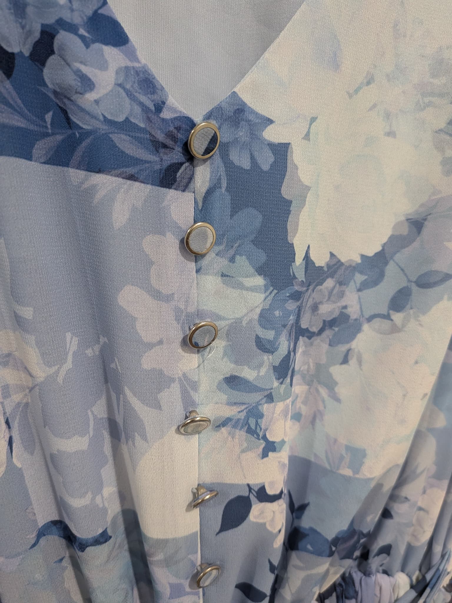 Portmans Blue Floral Pleated Midi Dress Size 8 — photo 11 of 13