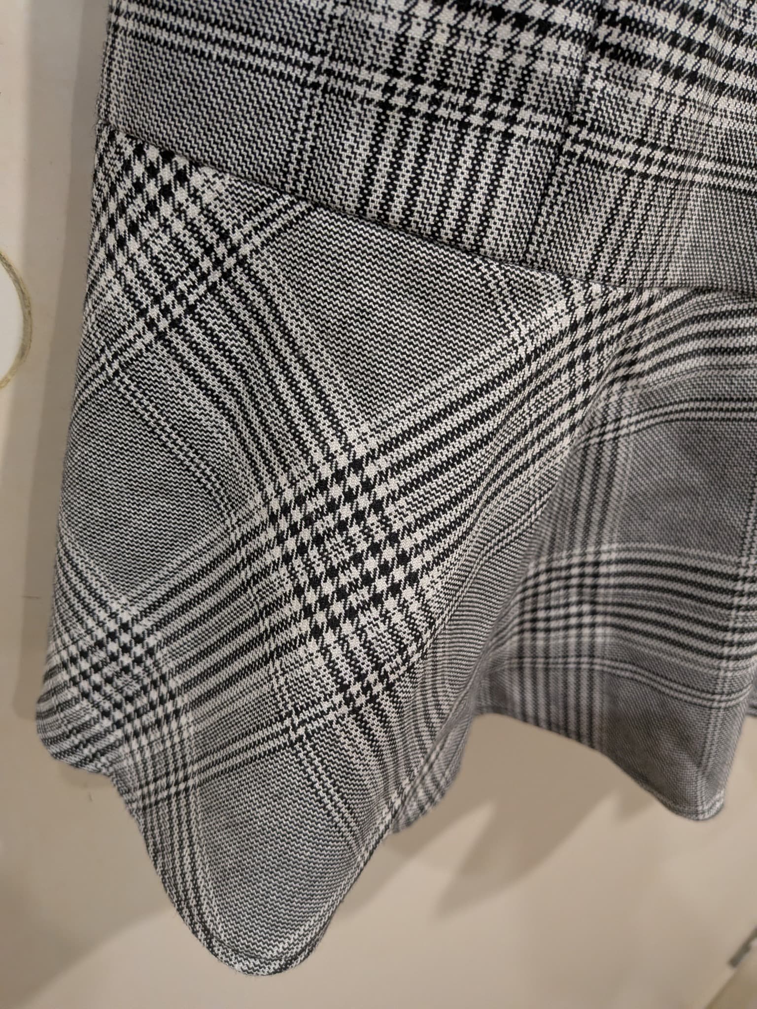 Portmans Dress Size 14 Grey Plaid Check Sleeveless Ruffle Hem — photo 5 of 9