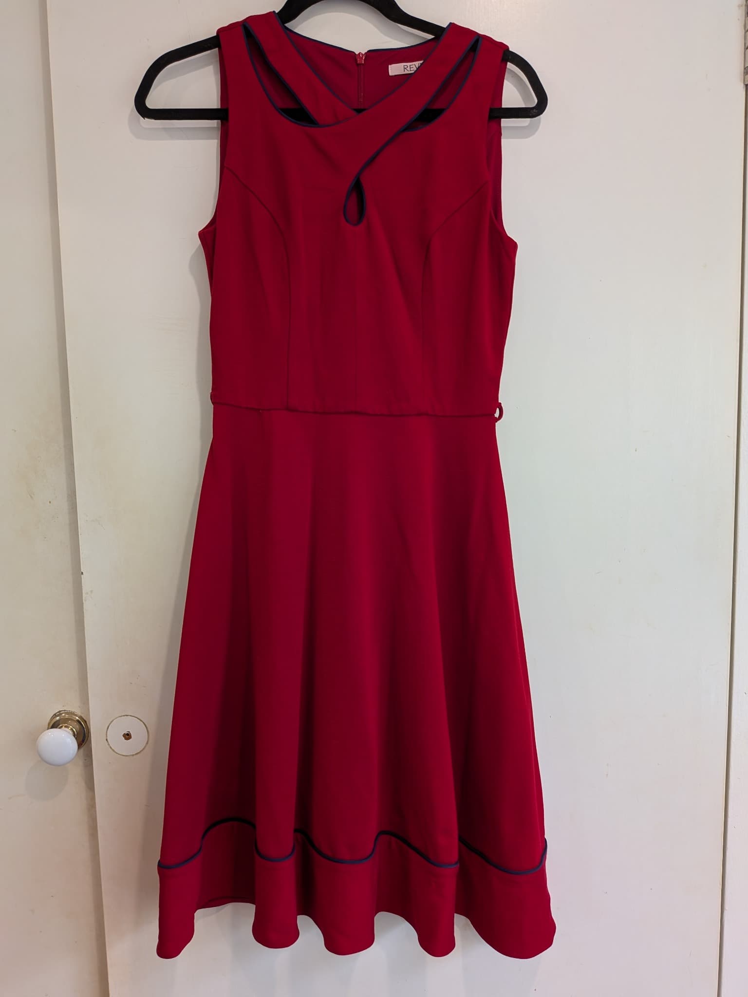 Review Fit and Flare Dress Size 8 Red Sleeveless Navy Trim Viscose Blend — photo 2 of 10