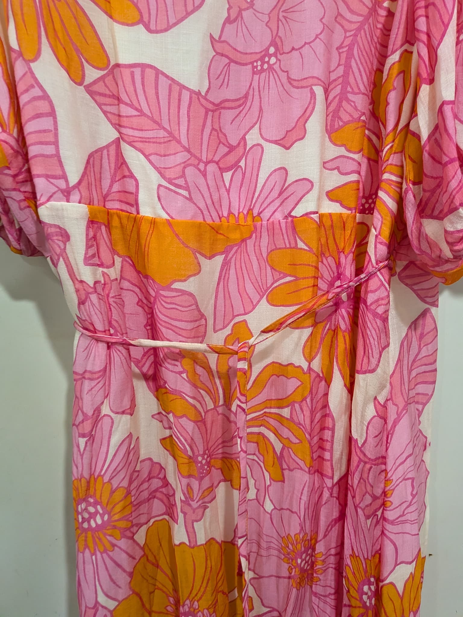Sportsgirl Floral Puff Sleeve Wrap Midi Dress Size 18 Pink Orange — photo 9 of 10