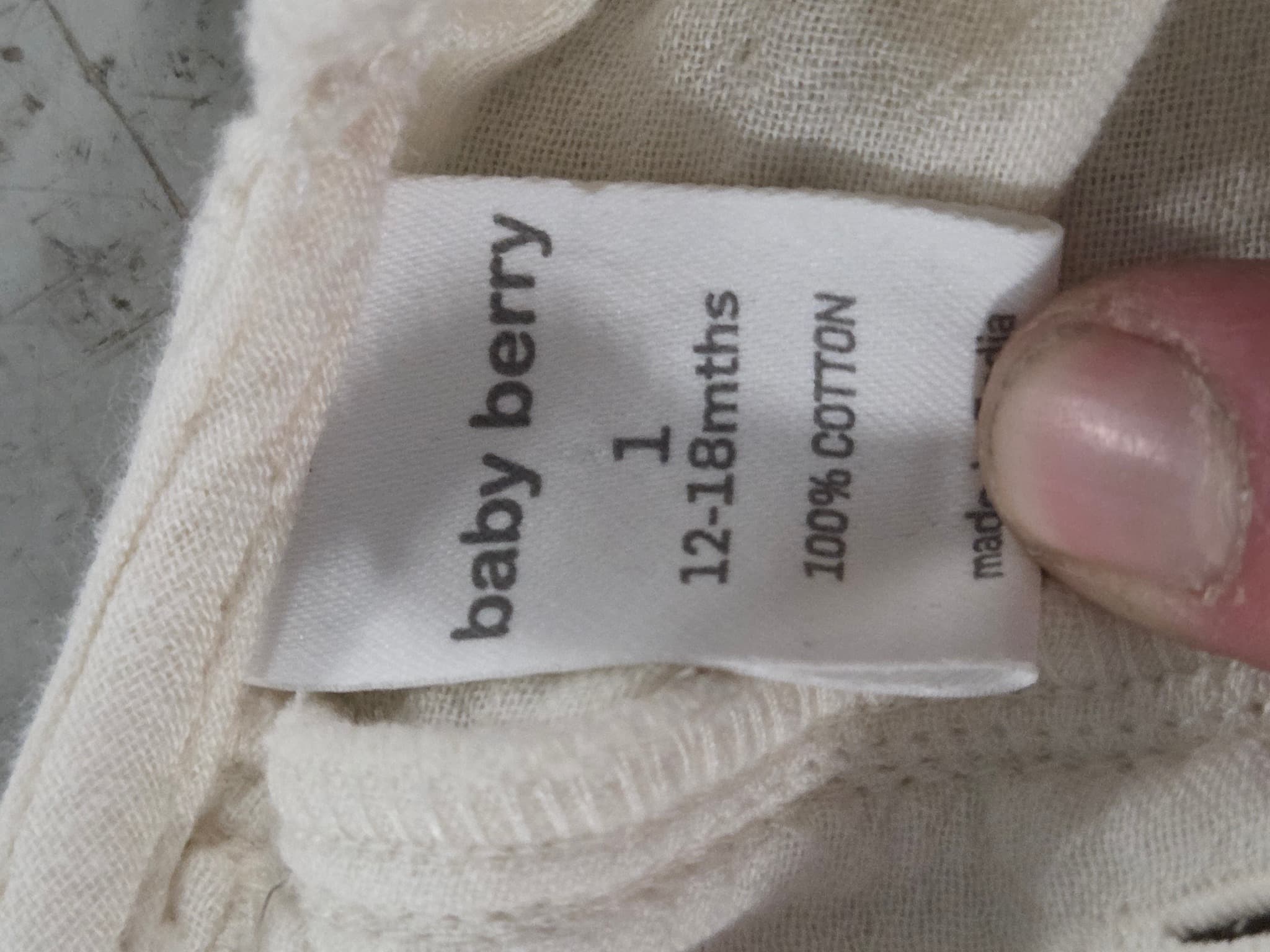 Baby Berry Cream Crochet Detail Romper - Size 1 — photo 2 of 2