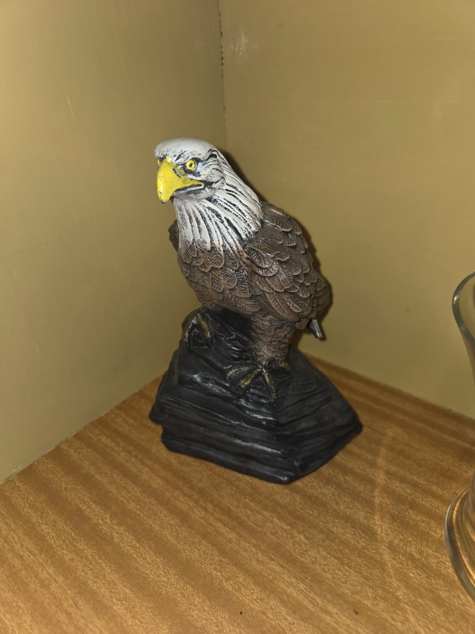 Bald Eagle on Rock Figurine - Detailed Wildlife Statue — photo 2 of 2