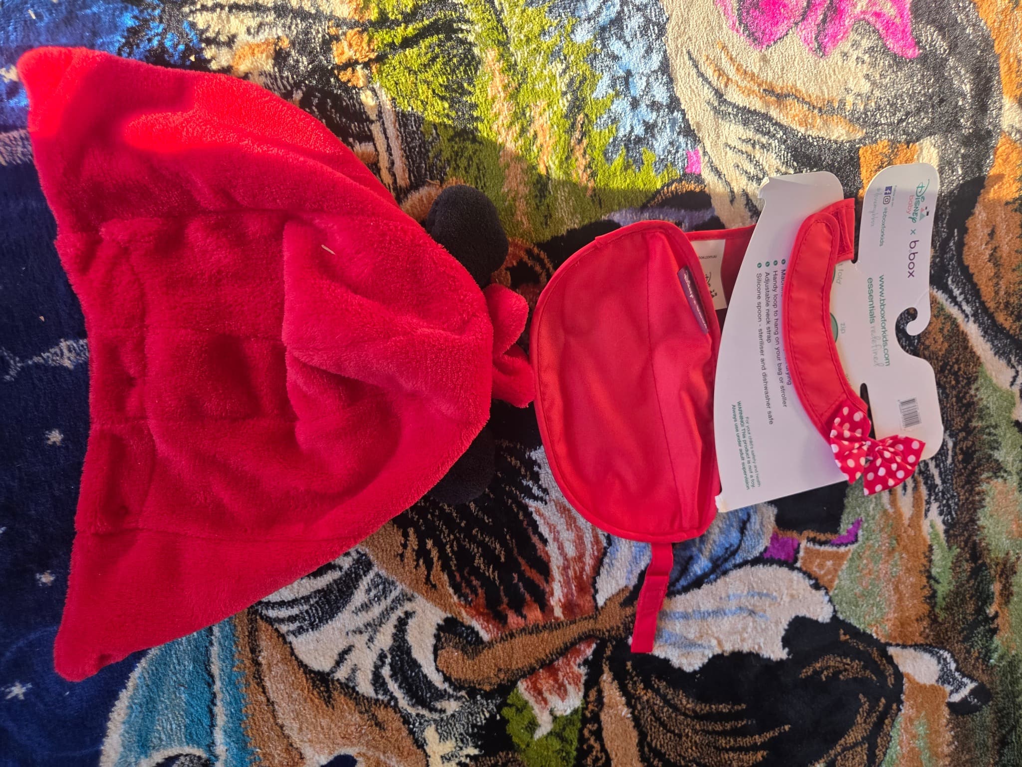 Disney Baby x b.box Minnie Mouse Travel Bib & Plush Hood Set — photo 2 of 2