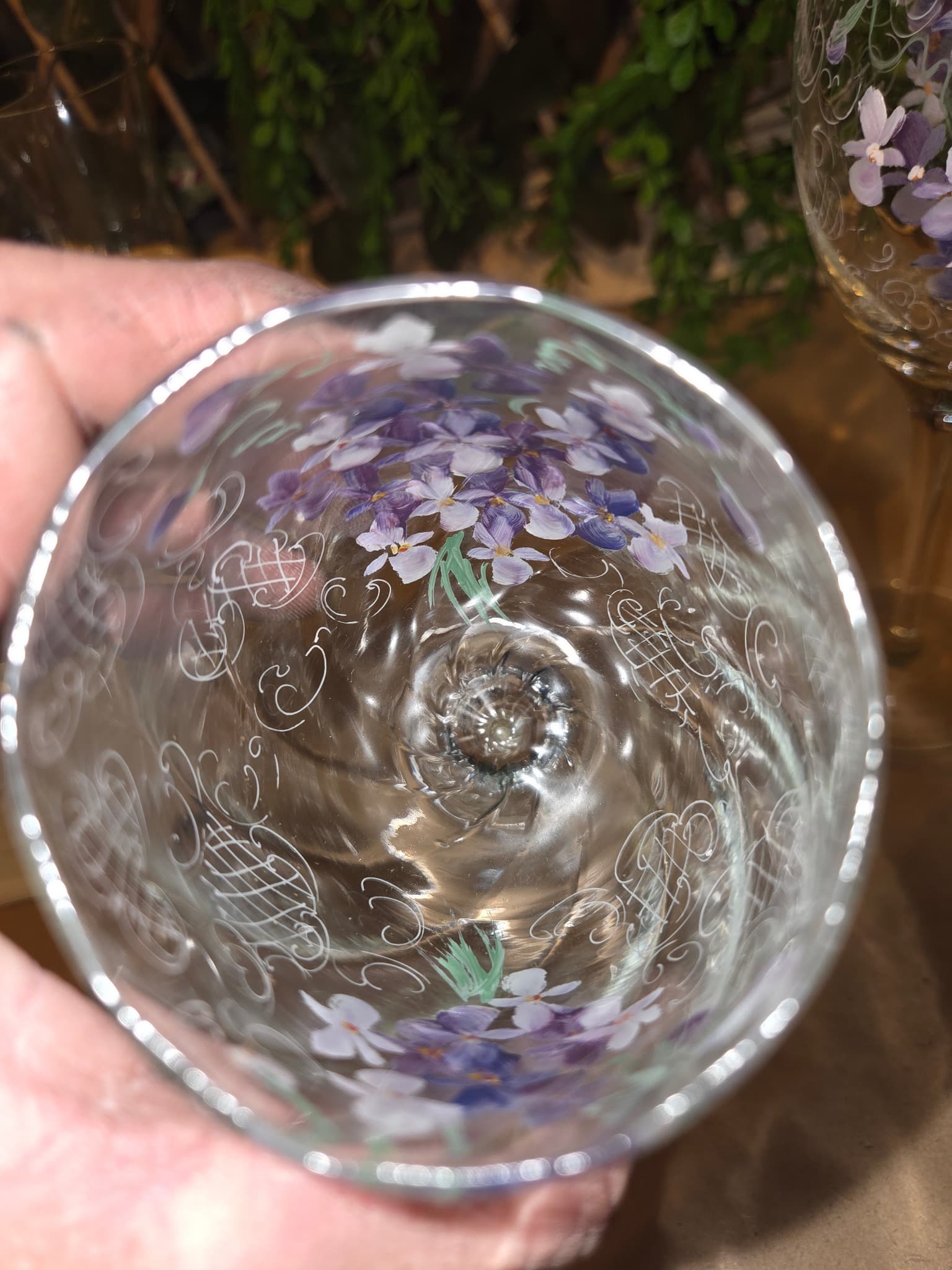 Hand-Painted Violet Floral Wine Glasses - Set of 2 — photo 3 of 4