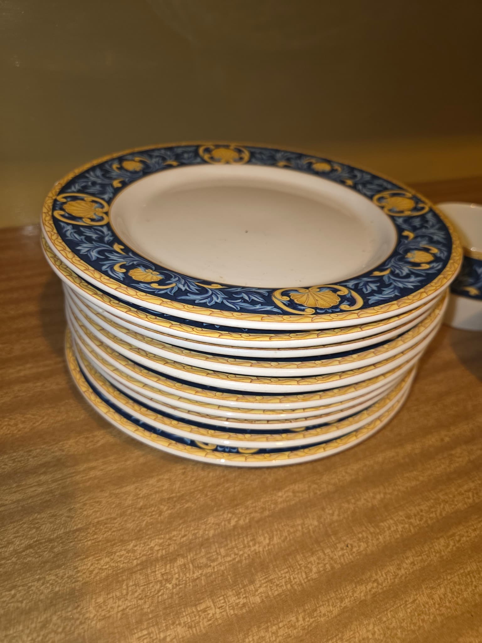 Heritage 1054 Chelsea Dinnerware Set - Blue and Gold — photo 2 of 5