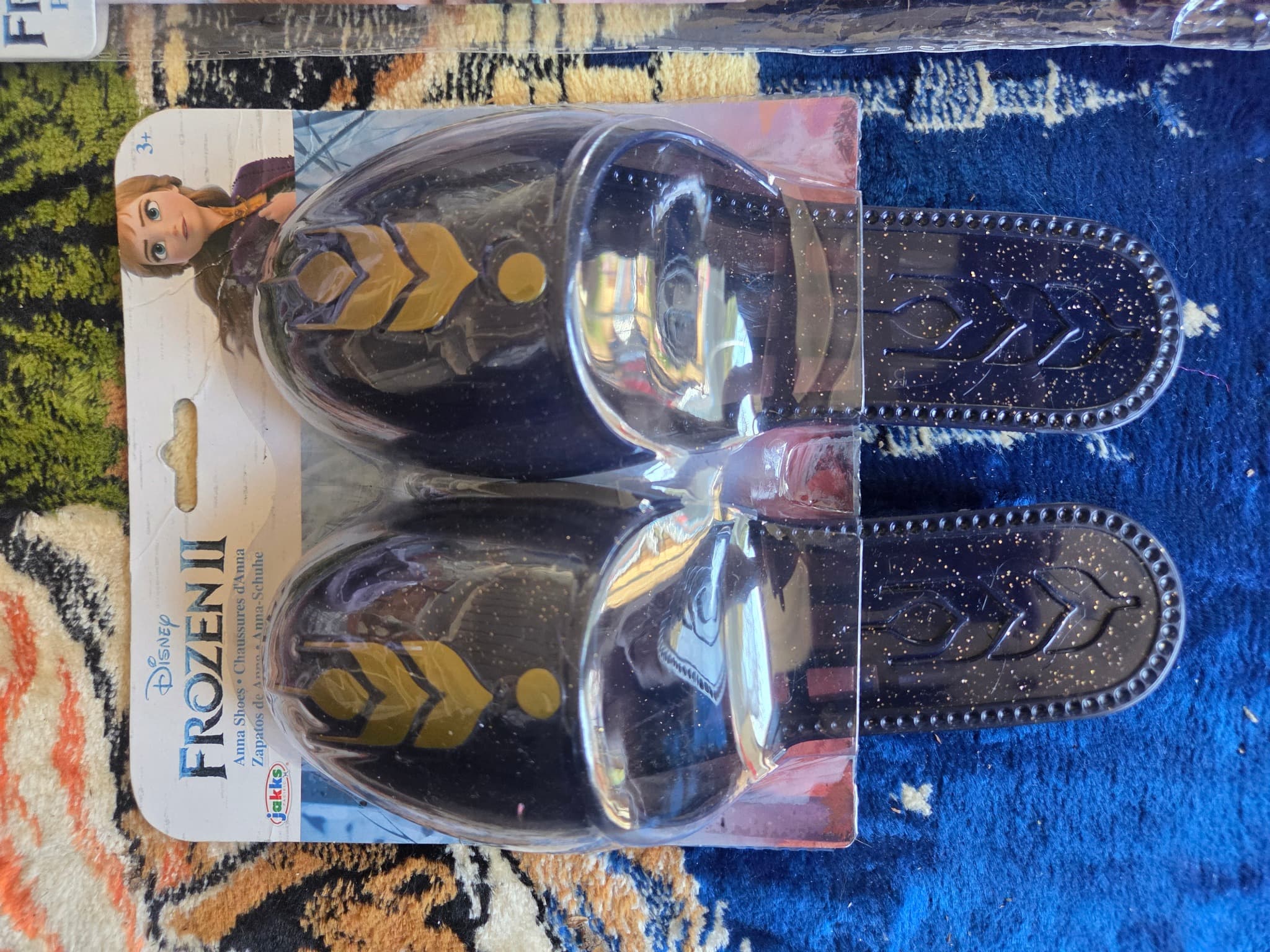 jakks Frozen II Activity Bundle - Book, Shoes, Kite & Purse — photo 2 of 6