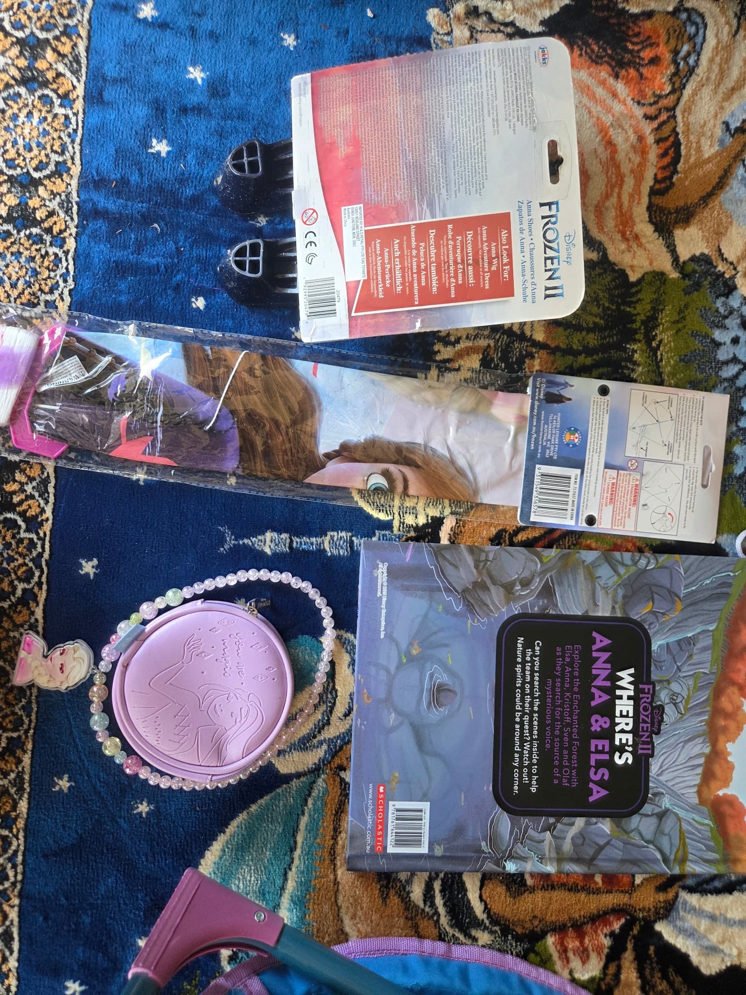 jakks Frozen II Activity Bundle - Book, Shoes, Kite & Purse — photo 6 of 6