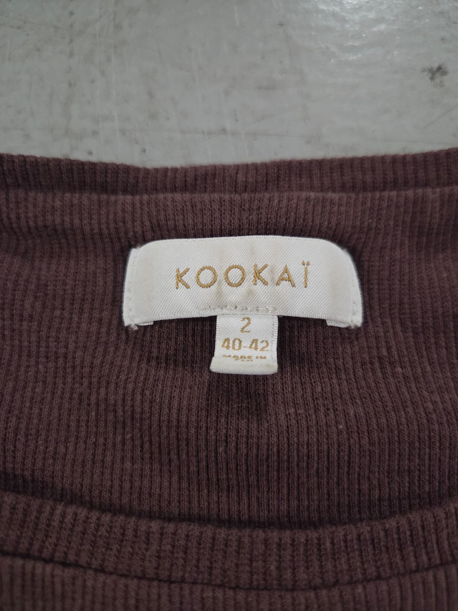 KOOKAÏ Ribbed Long Sleeve Crop Top - Maroon — photo 2 of 2