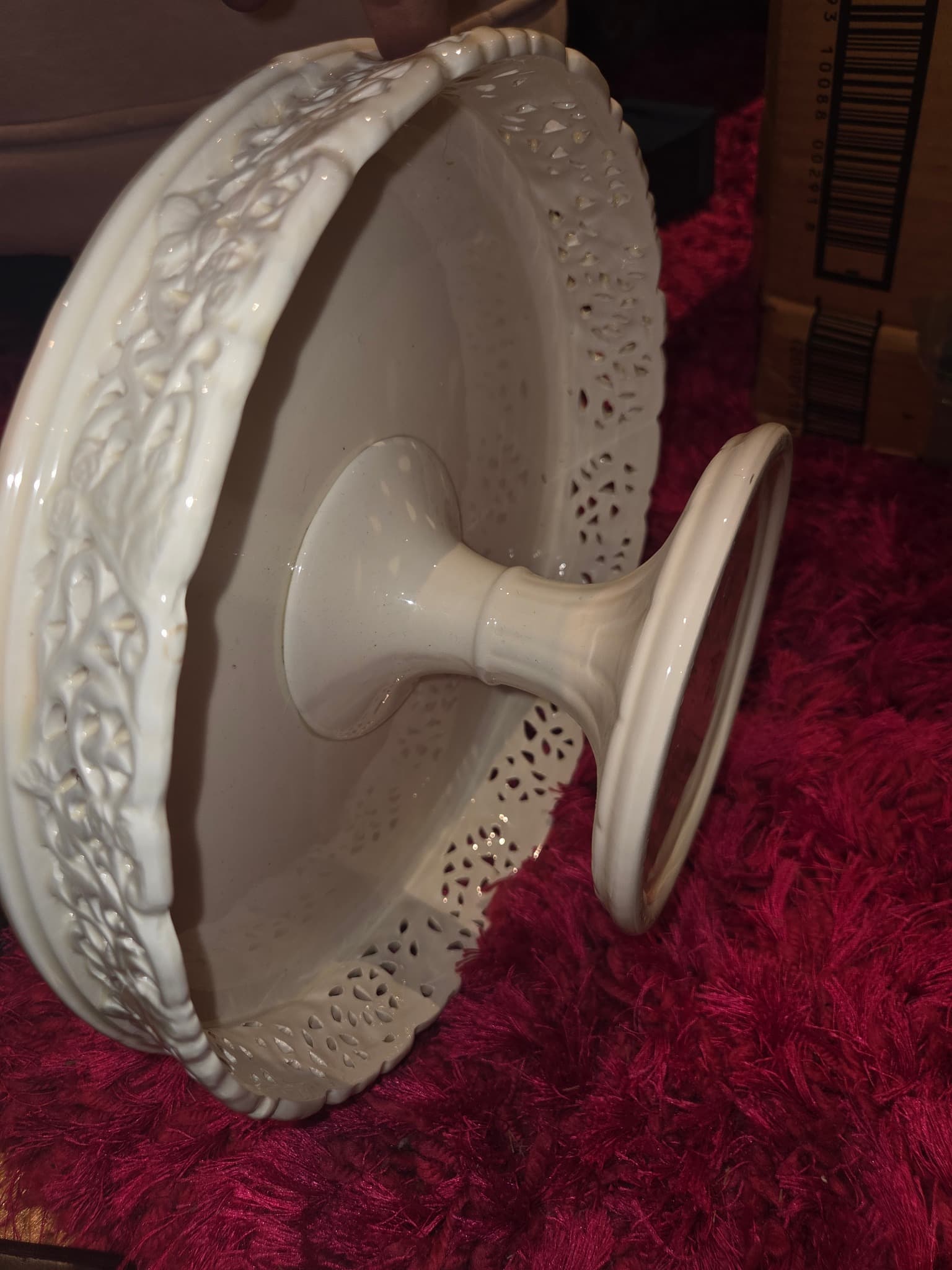 Parc Gifts White Ceramic Lattice Pedestal Cake Stand — photo 2 of 3