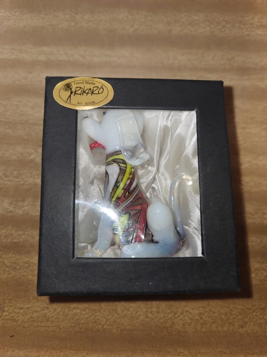 Rikaro Hand Made Art Glass Dog Figurine - New In Box — photo 1 of 2