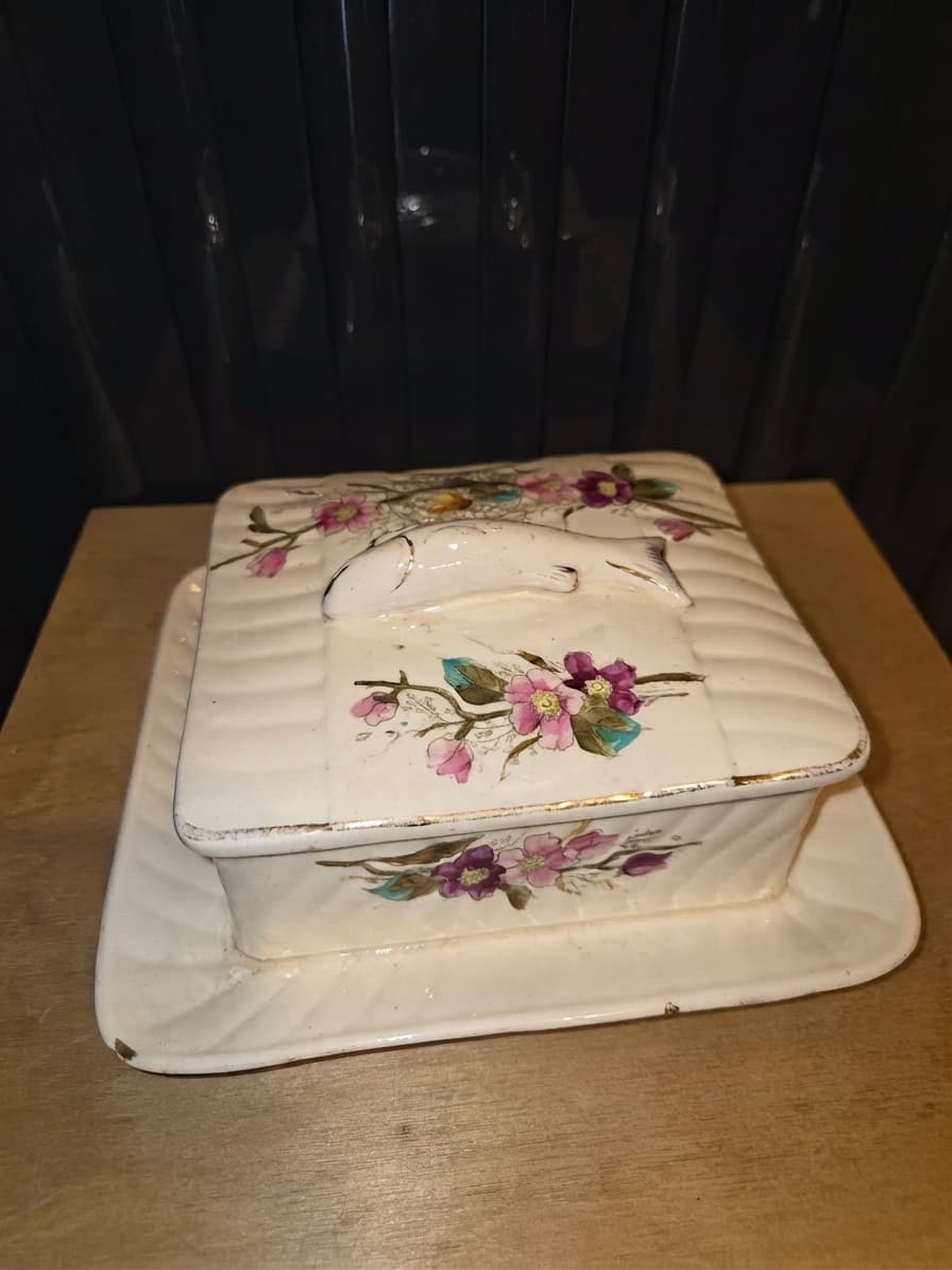 Vintage Ceramic Butter Dish - Floral Pattern with Fish Handle