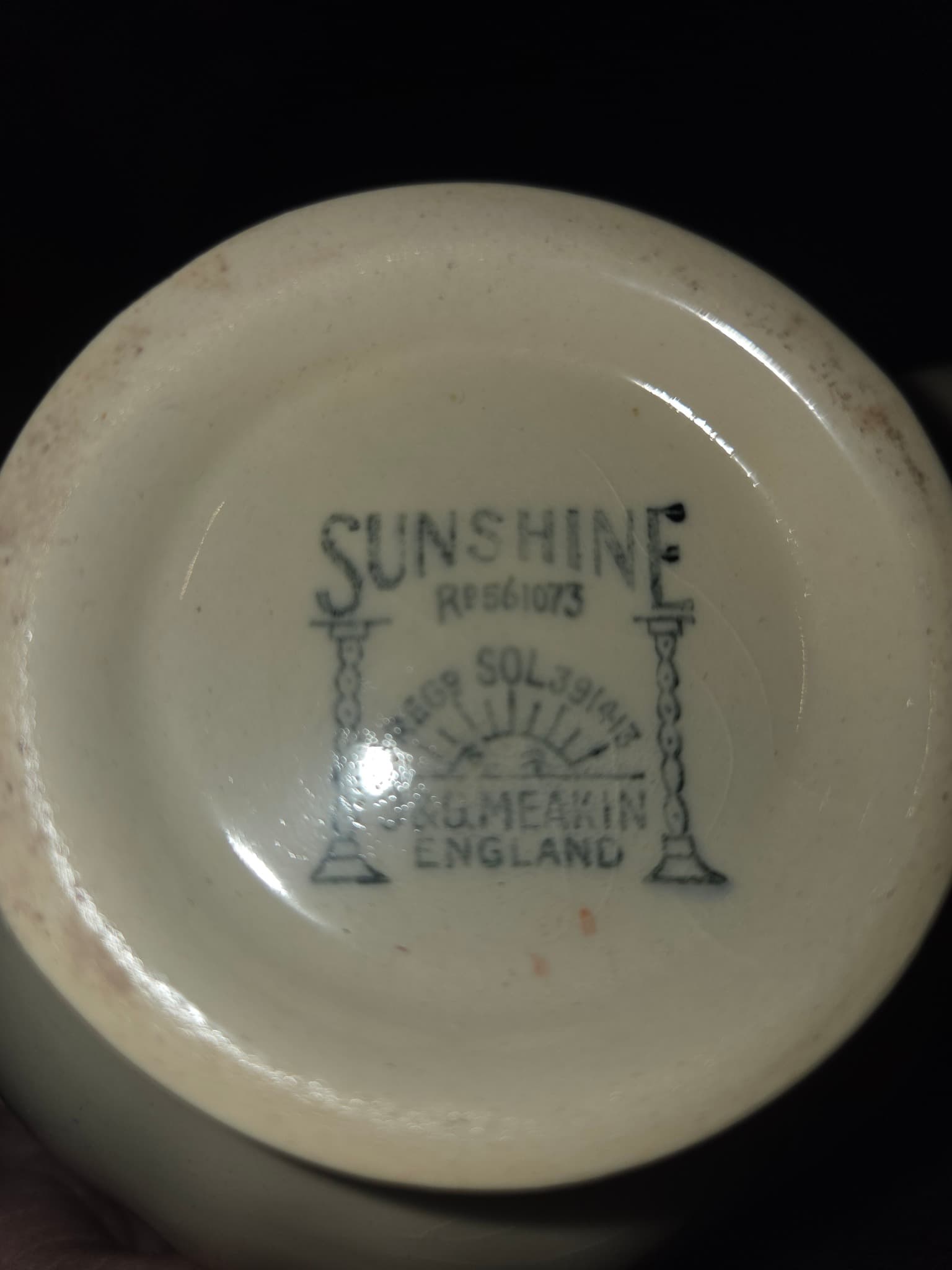 Vintage J.G. MEAKIN Sunshine Floral Creamer Pitcher with Gold Trim — photo 4 of 4