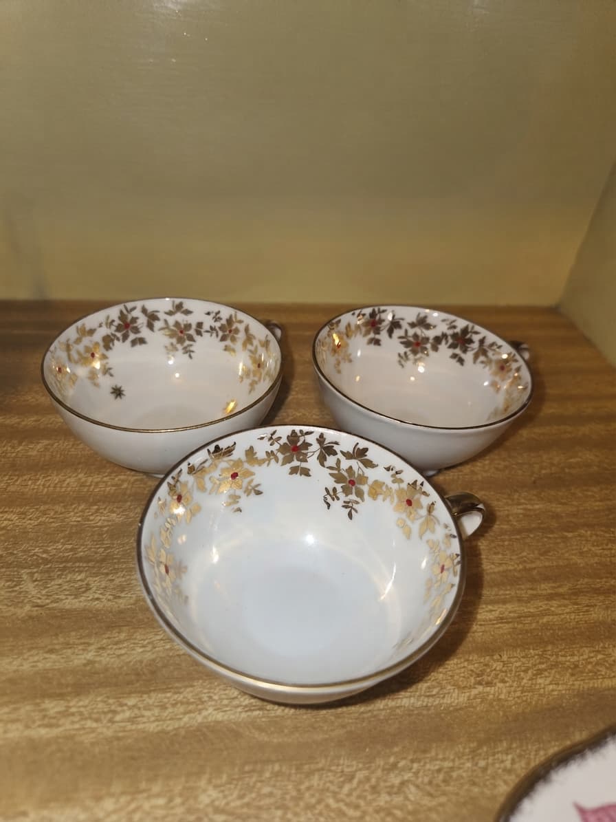 Vintage Kronach Bavaria Bavaria Porcelain Tea Cups - Gold Floral & Red Enamel — photo 1 of 3