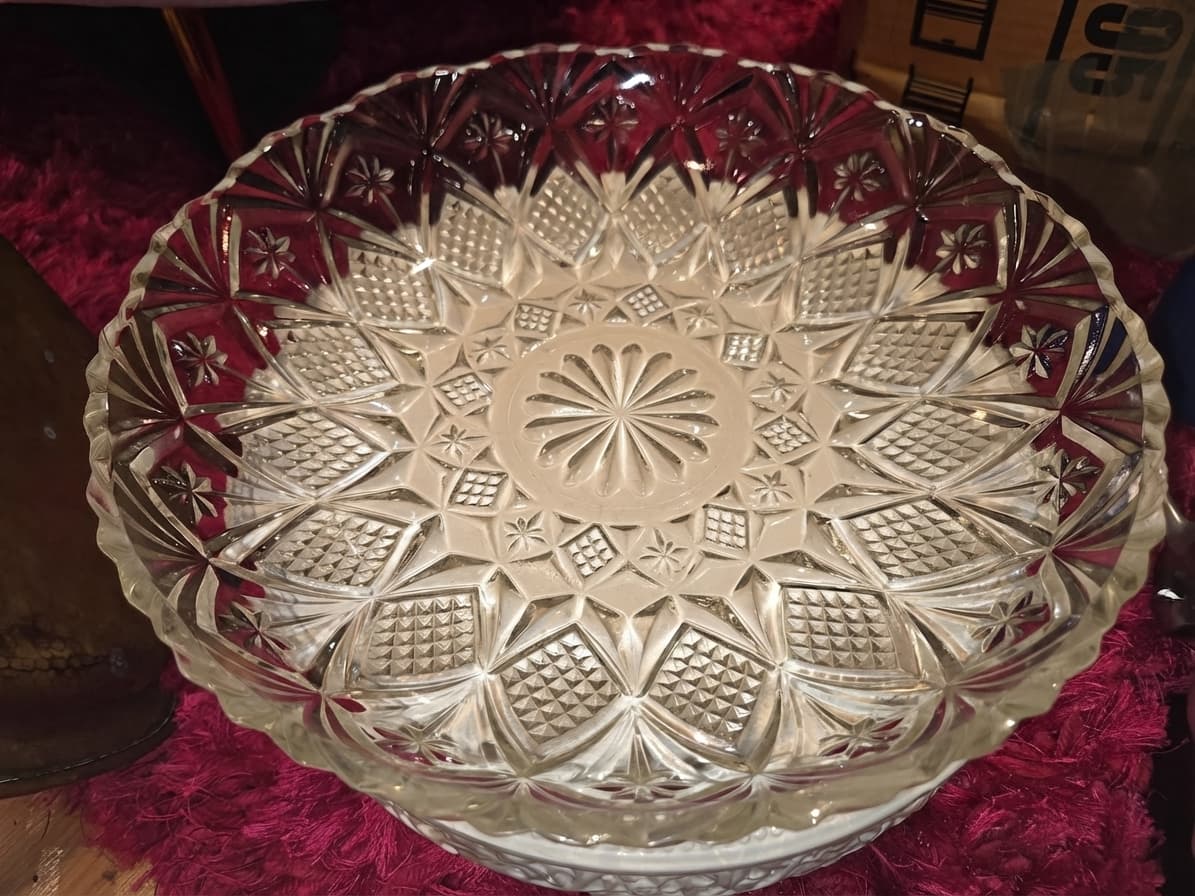 Vintage Pressed Glass Fruit Bowl - Clear Crystal Pattern — photo 1 of 4