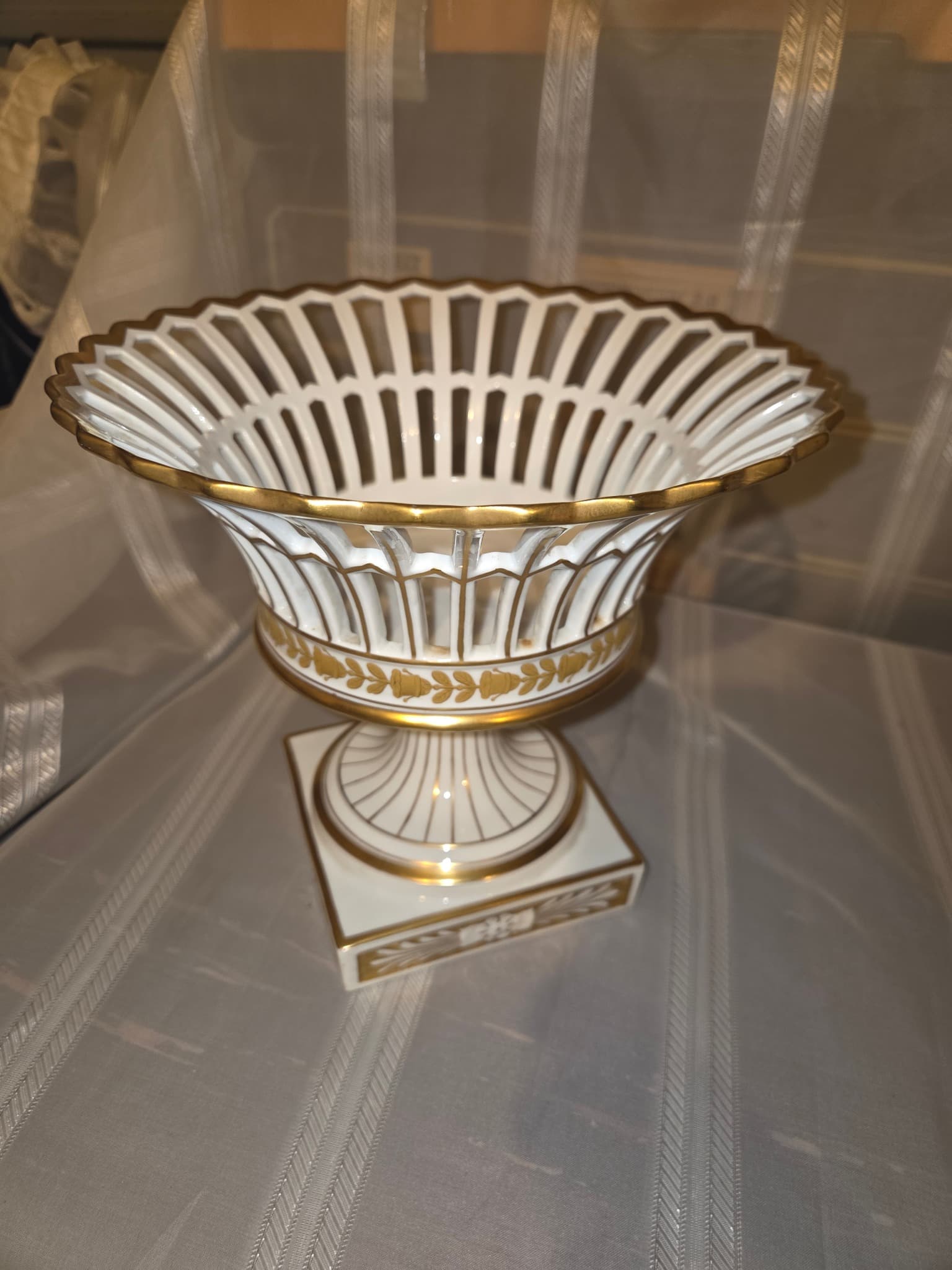 Vintage VA Porcelain Pierced Compote Bowl - White and Gold — photo 2 of 4