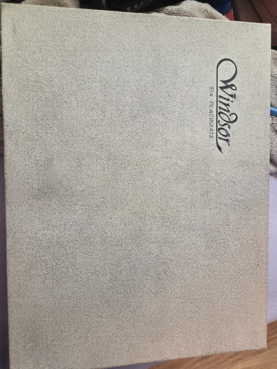Windsor Collection Floral Placemats - Set of 6 — photo 1 of 4