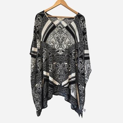 beme black and white oversized top โ photo 2 of 5