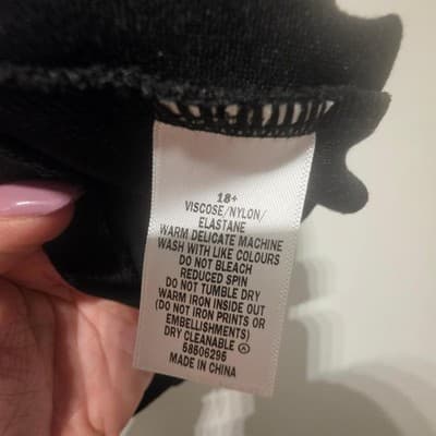 Belle Curve Black Stretch Skirt - Size 18+ Like New — photo 4 of 5