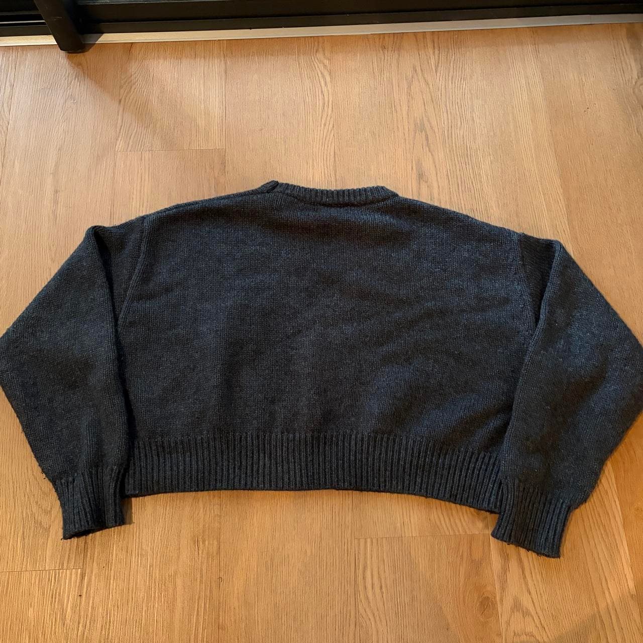 DISSH Charcoal Cropped Knit Sweater Size M — photo 6 of 6