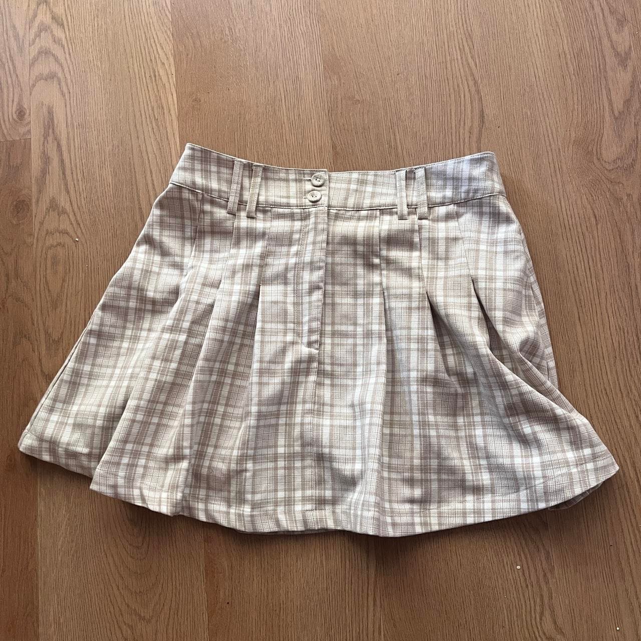 Glassons Plaid Pleated Mini Skirt Beige and White Size 10 — photo 3 of 5