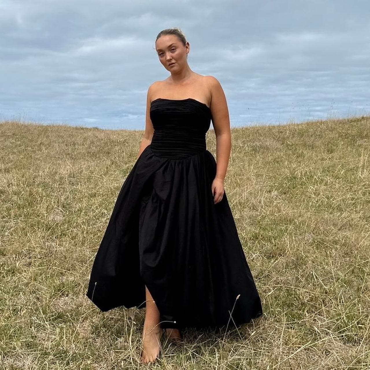 Violette Bubble Hem Maxi Dress Black — photo 3 of 5